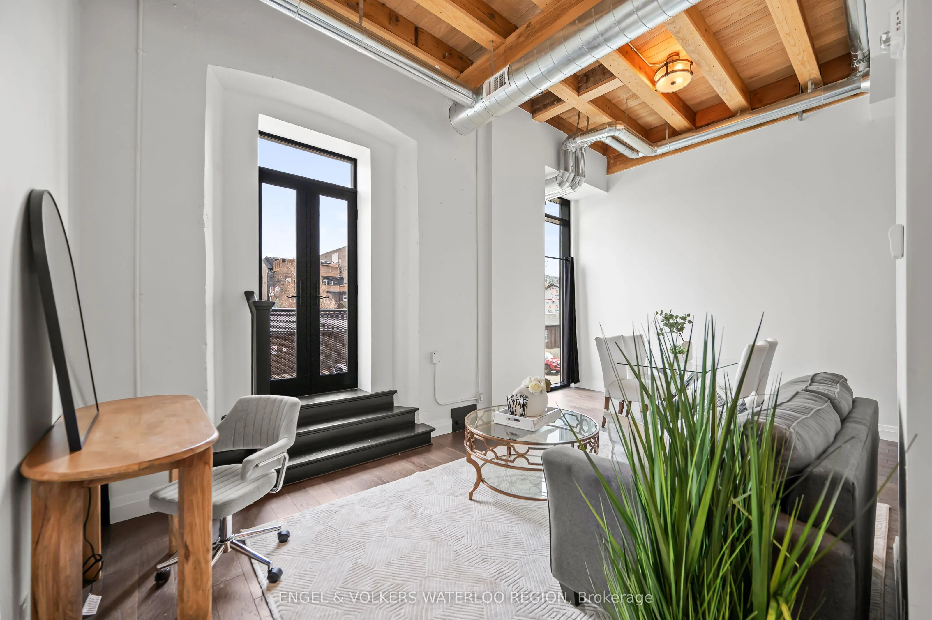 19 Guelph Avenue, #207