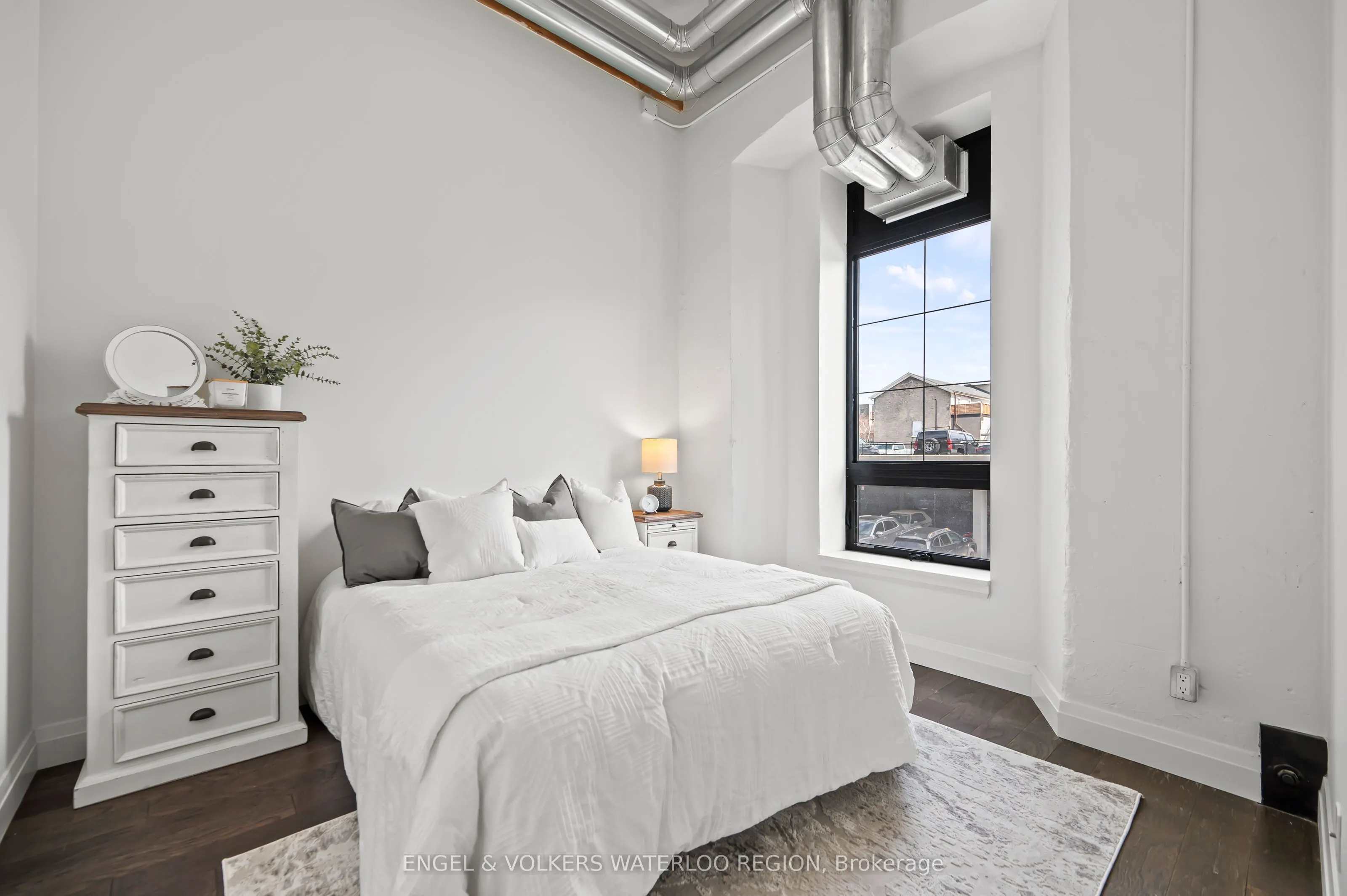 19 Guelph Avenue, #207