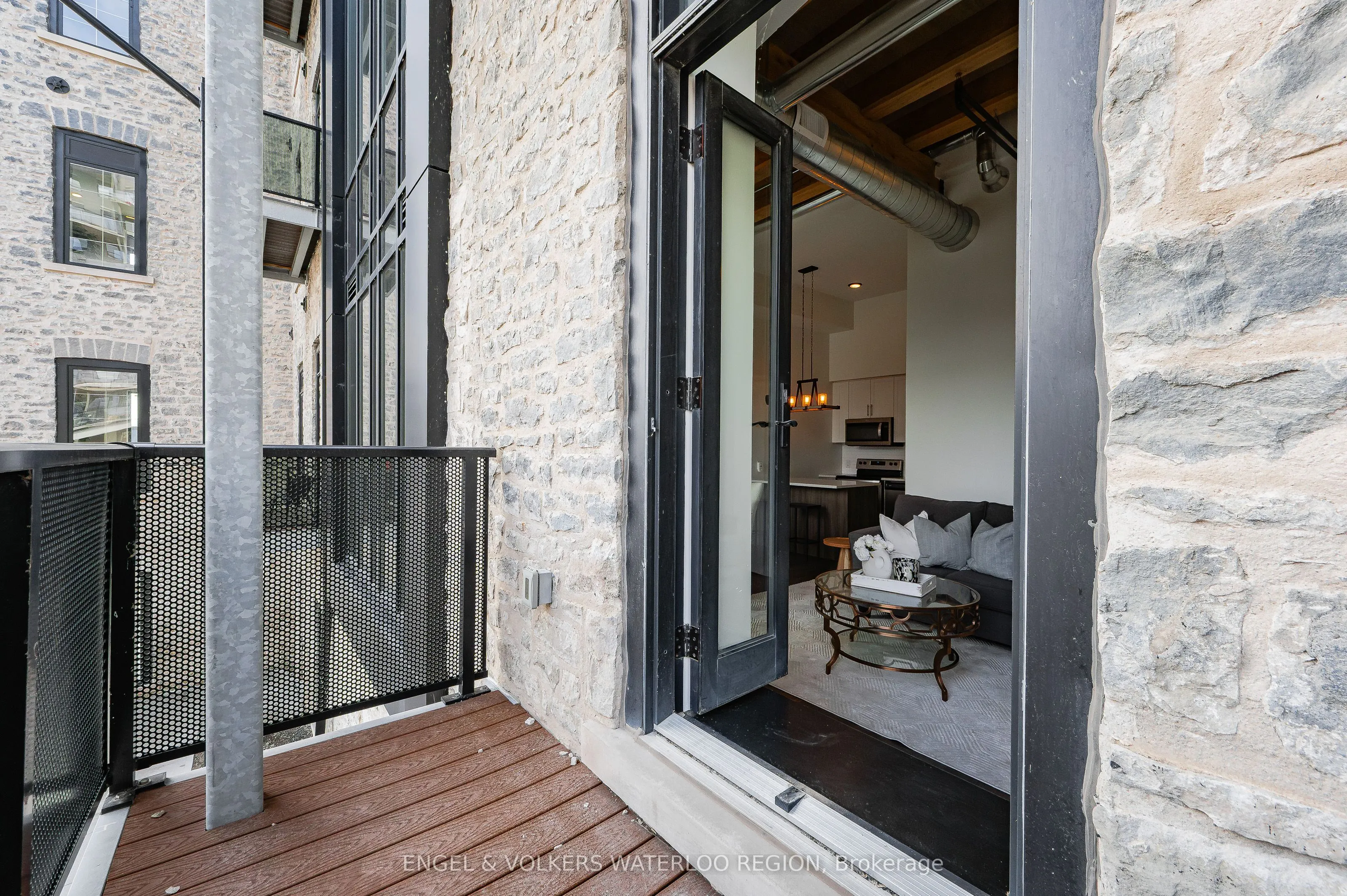 19 Guelph Avenue, #207