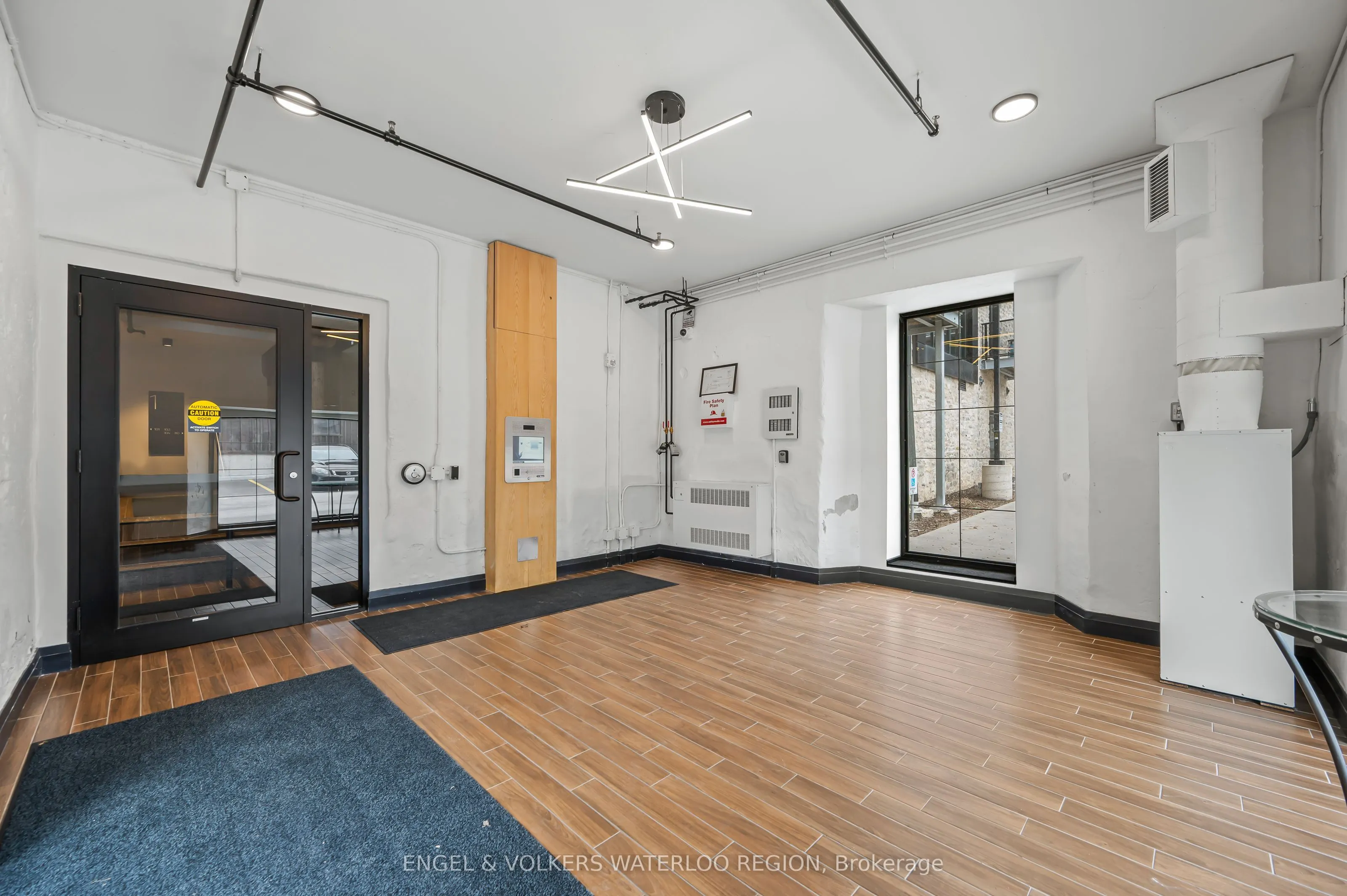 19 Guelph Avenue, #207