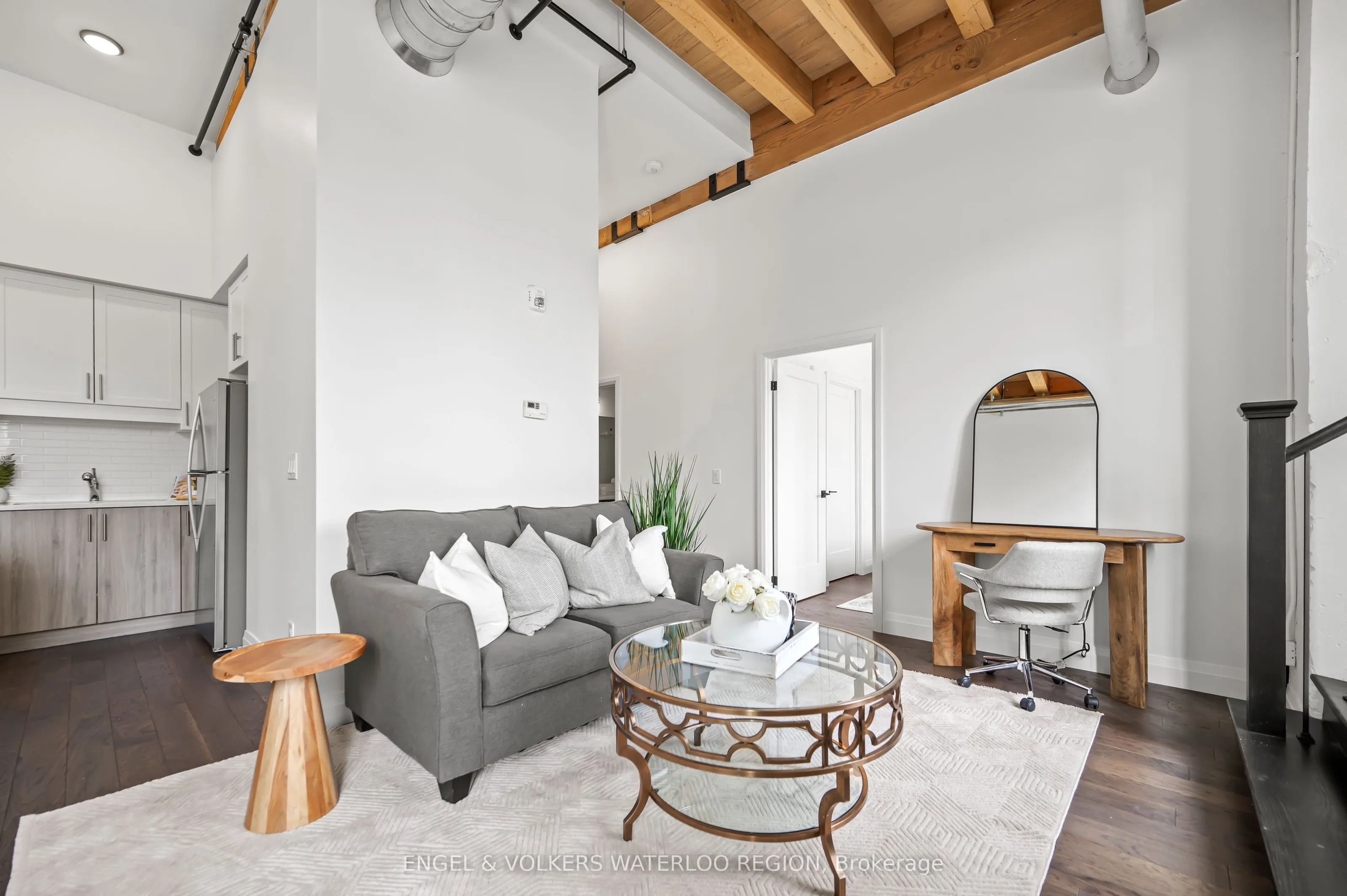19 Guelph Avenue, #207
