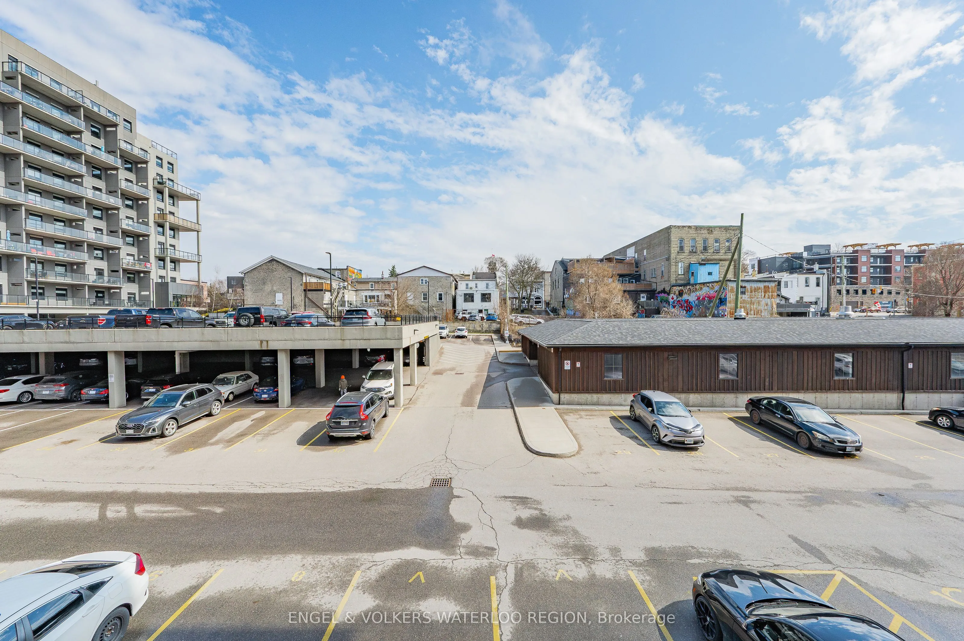 19 Guelph Avenue, #207