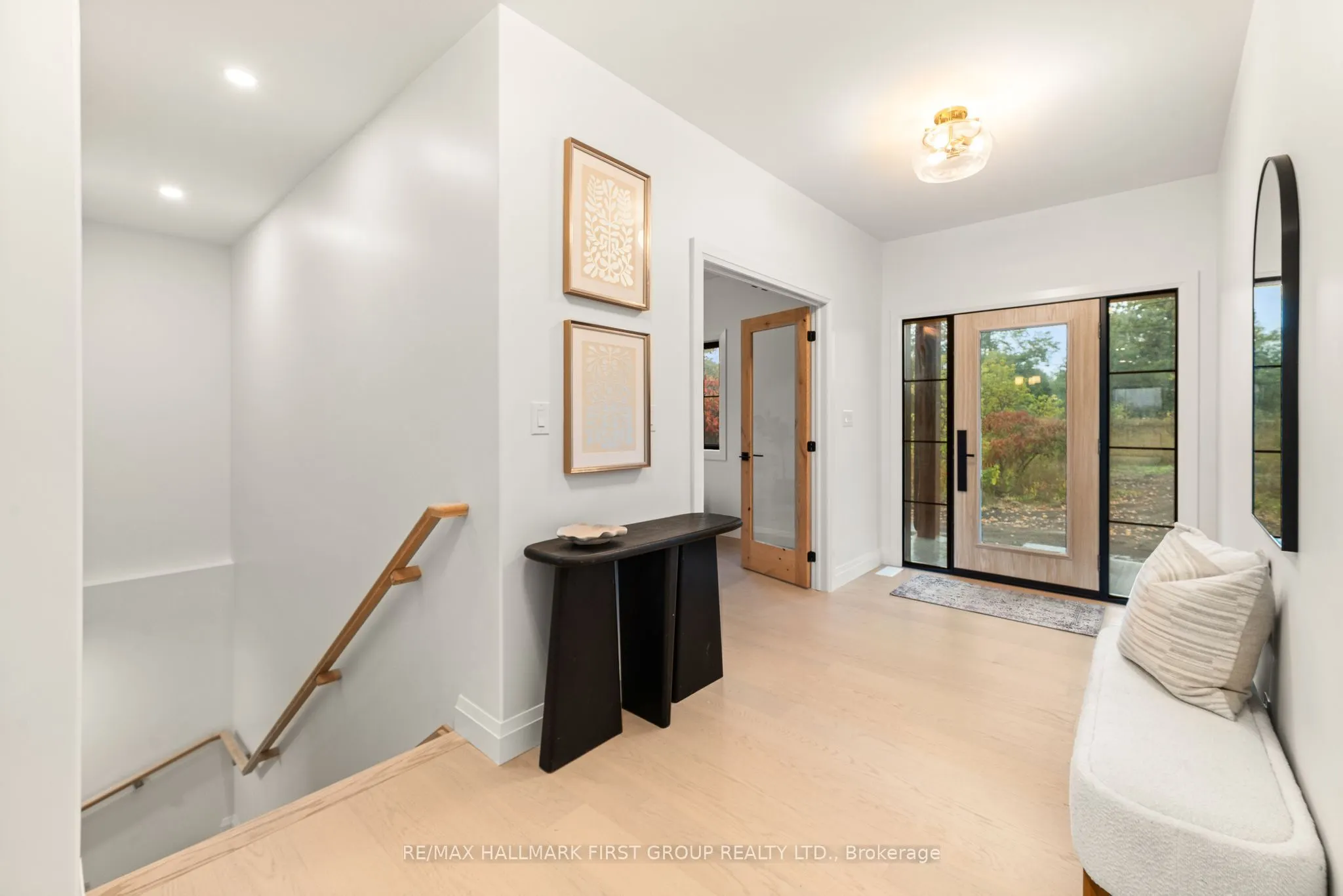 19115 Loyalist Parkway