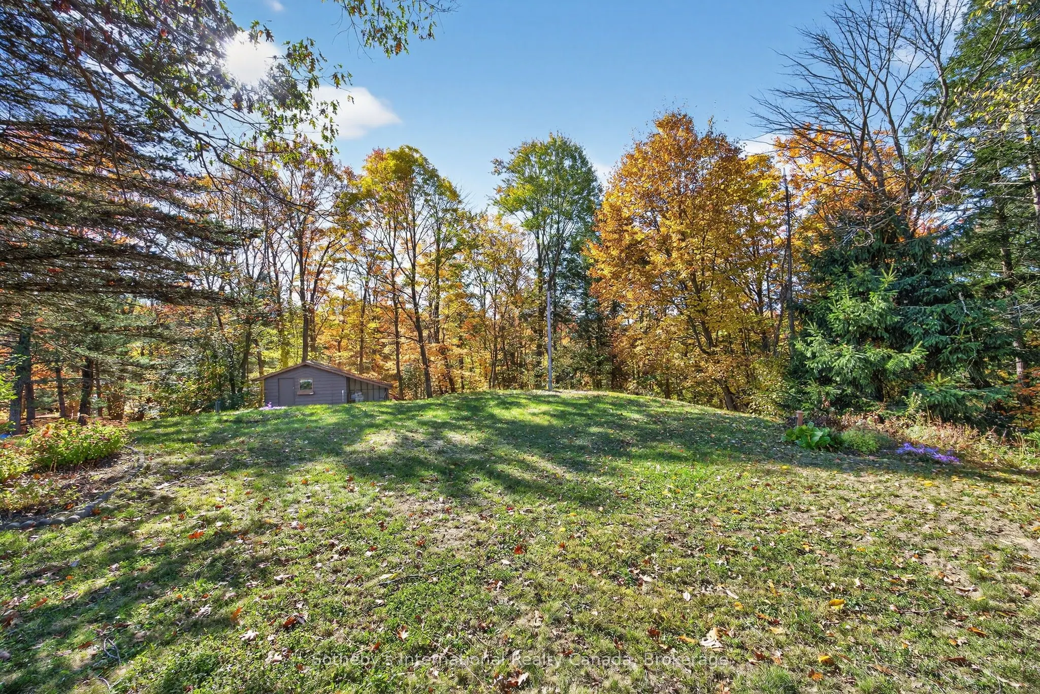 37 BROWNS LAKE Road