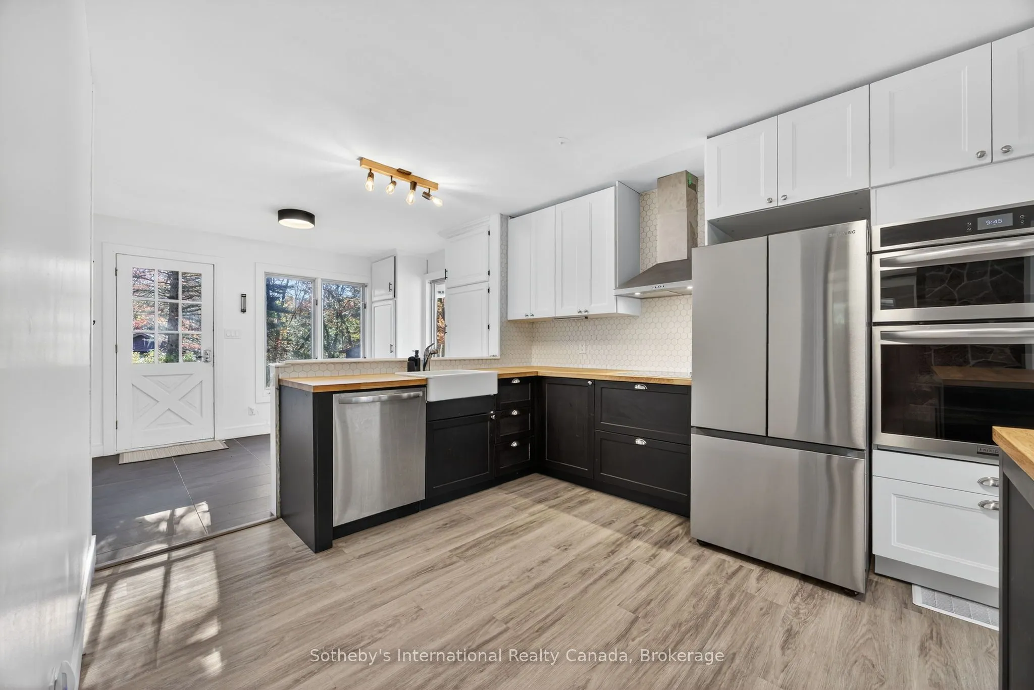 37 BROWNS LAKE Road