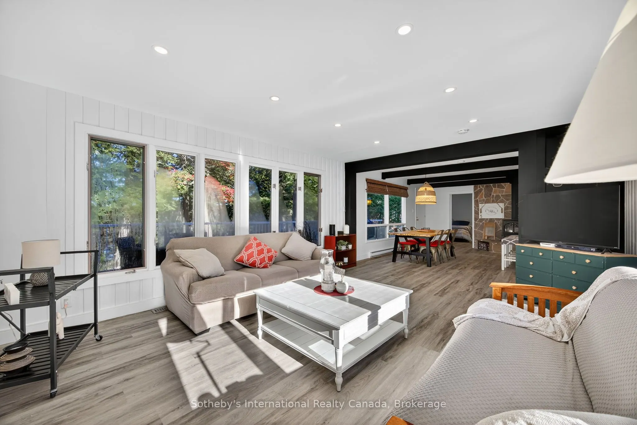 37 BROWNS LAKE Road