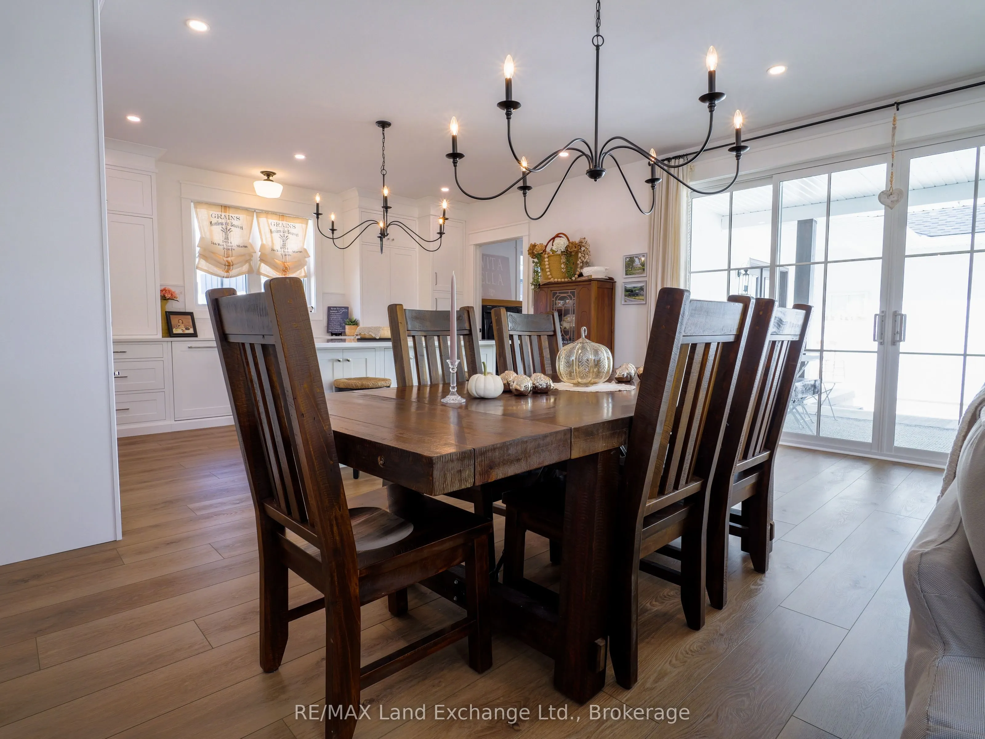 15 Lakeforest Drive
