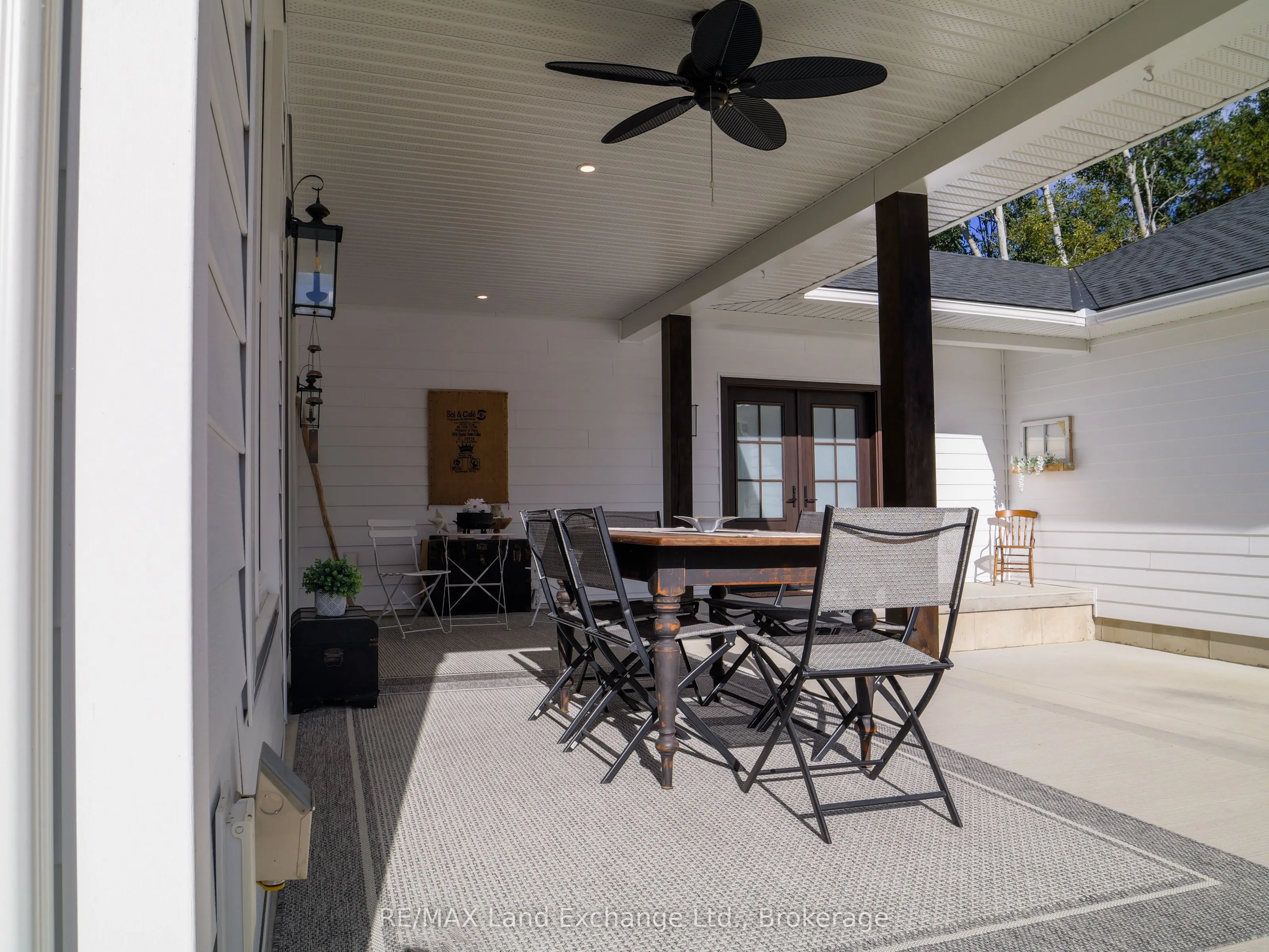 15 Lakeforest Drive