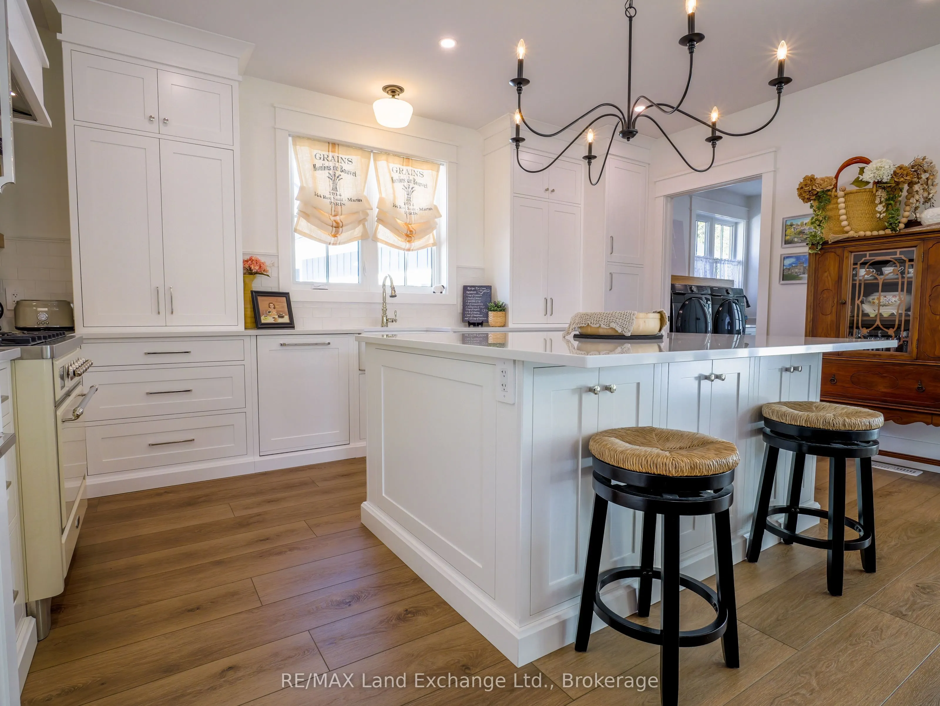 15 Lakeforest Drive