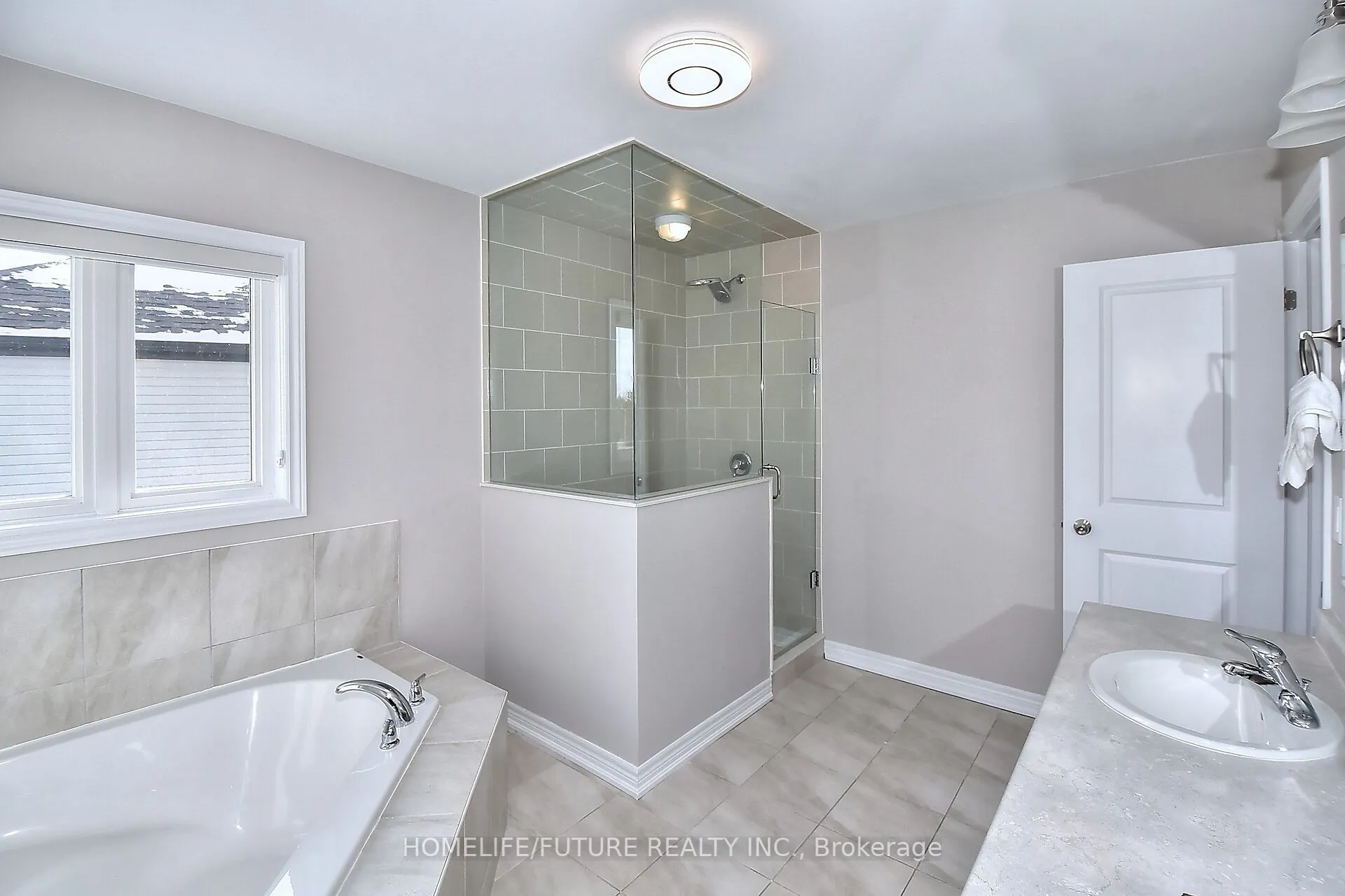 656 Lemay Grove