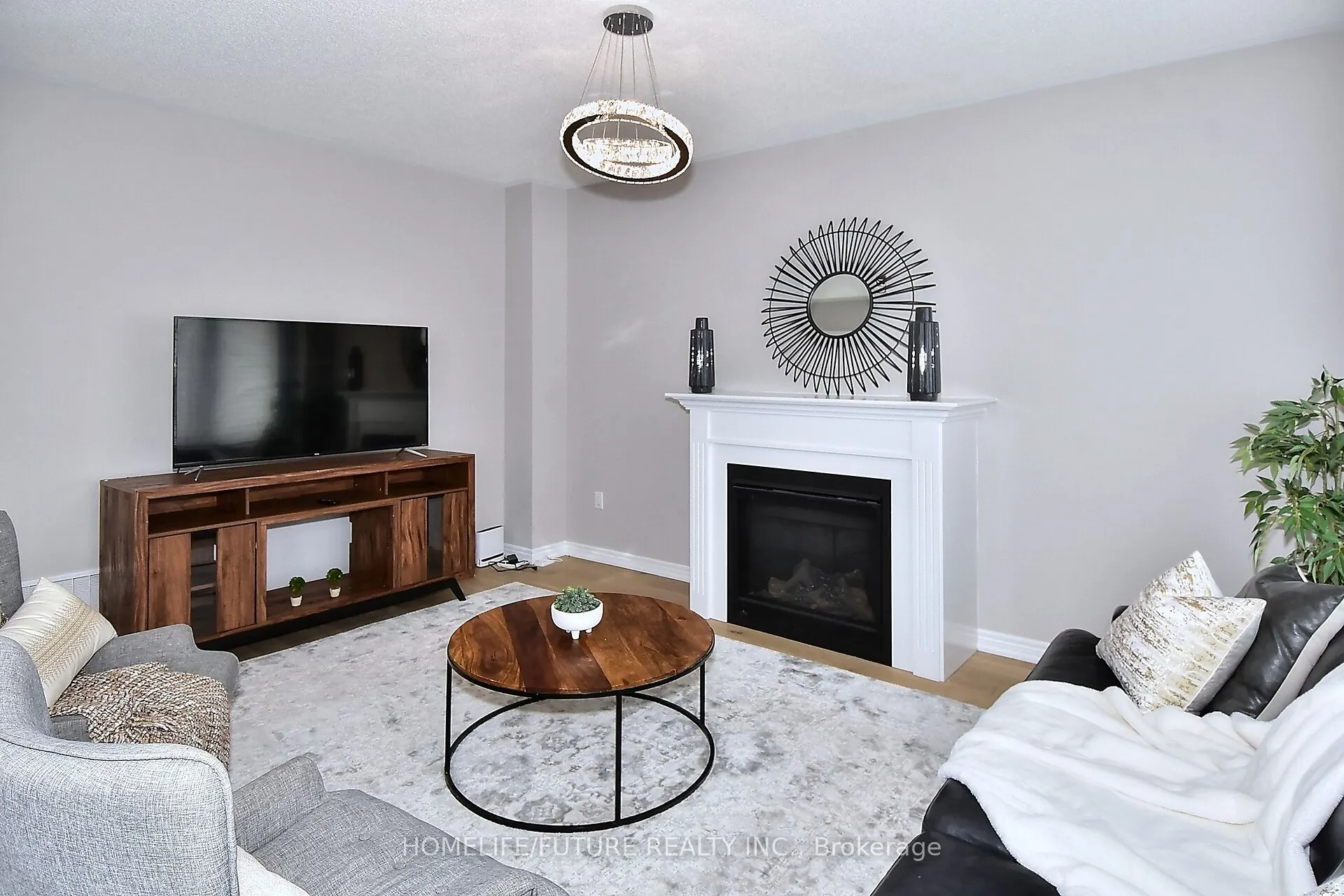 656 Lemay Grove