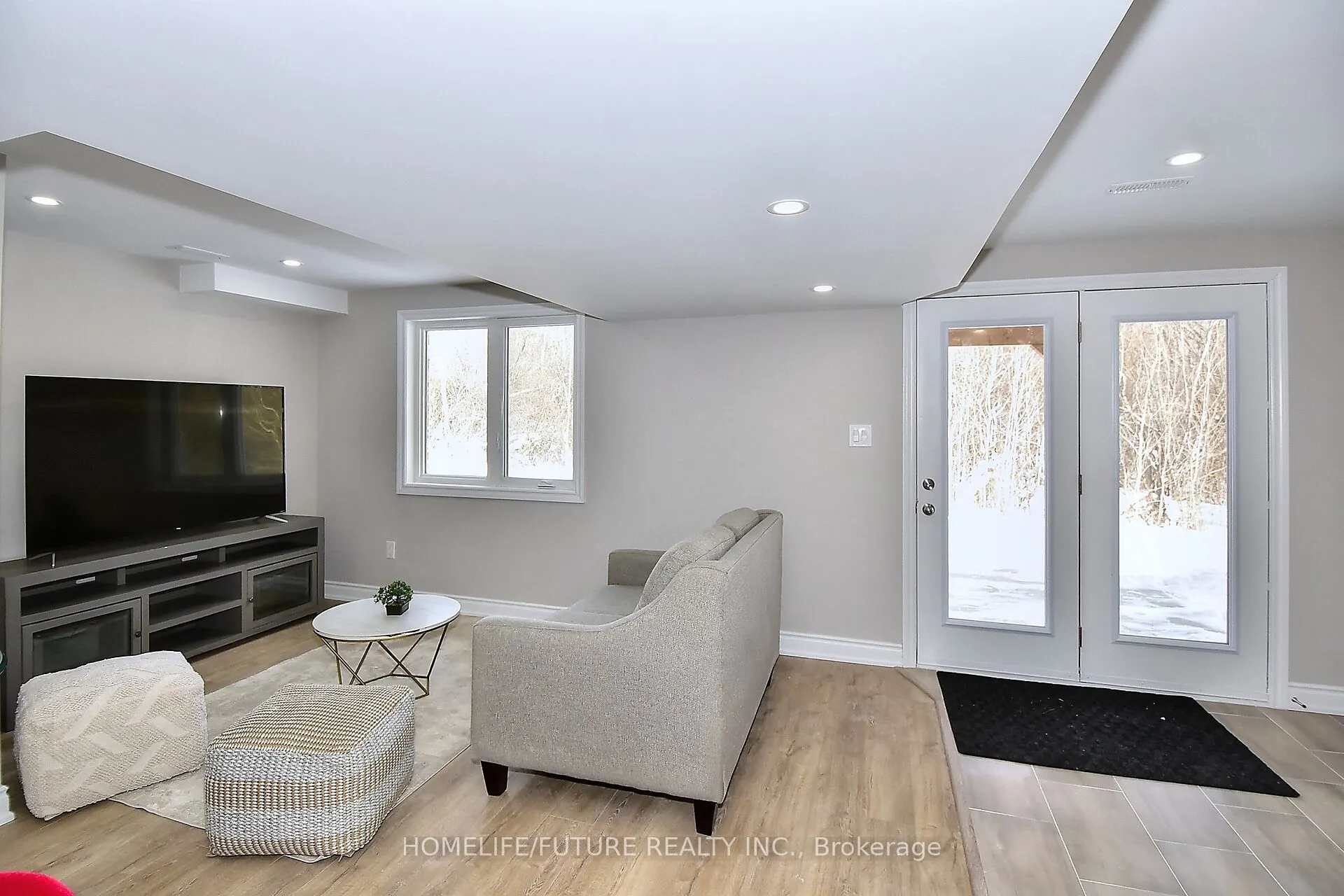 656 Lemay Grove
