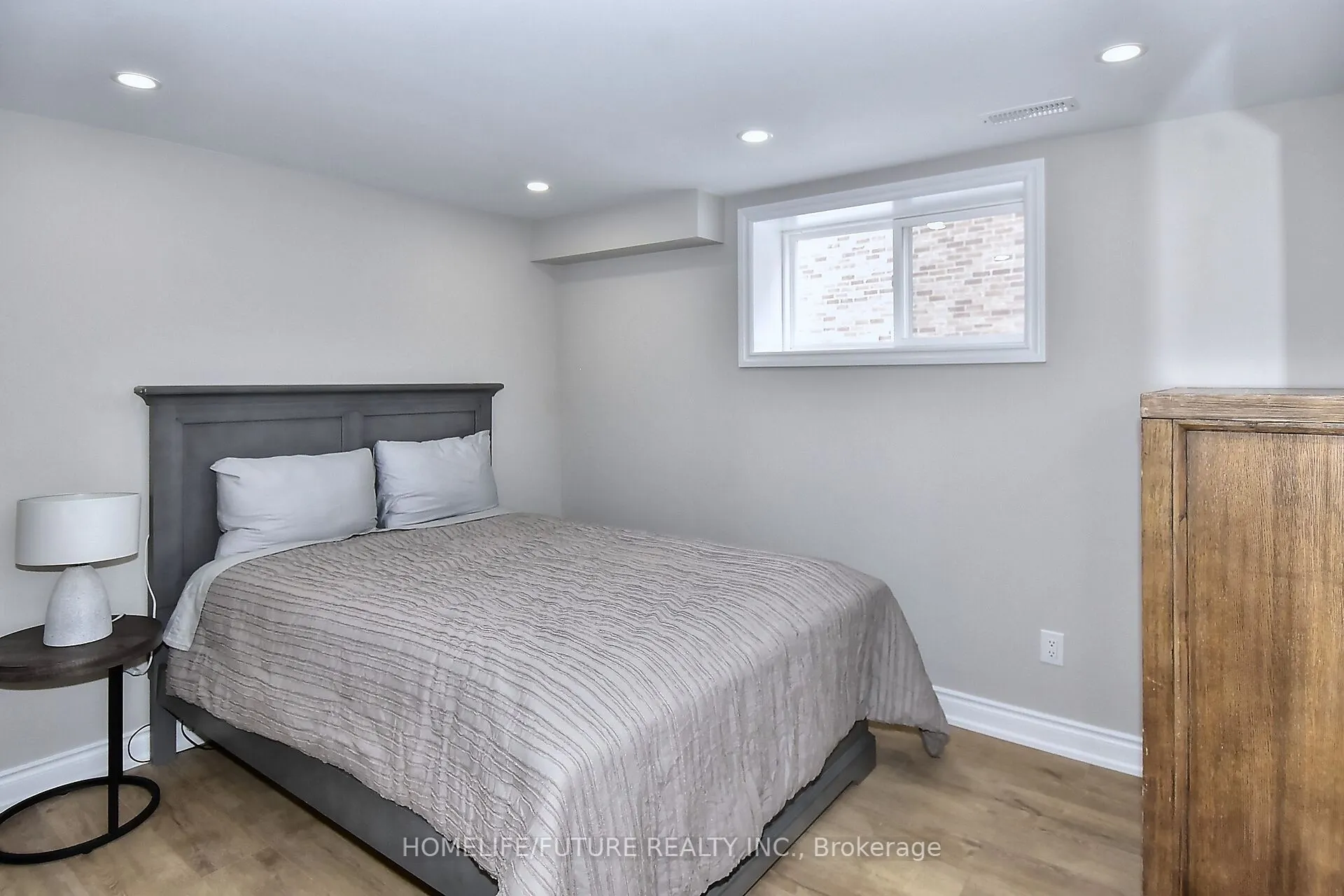 656 Lemay Grove