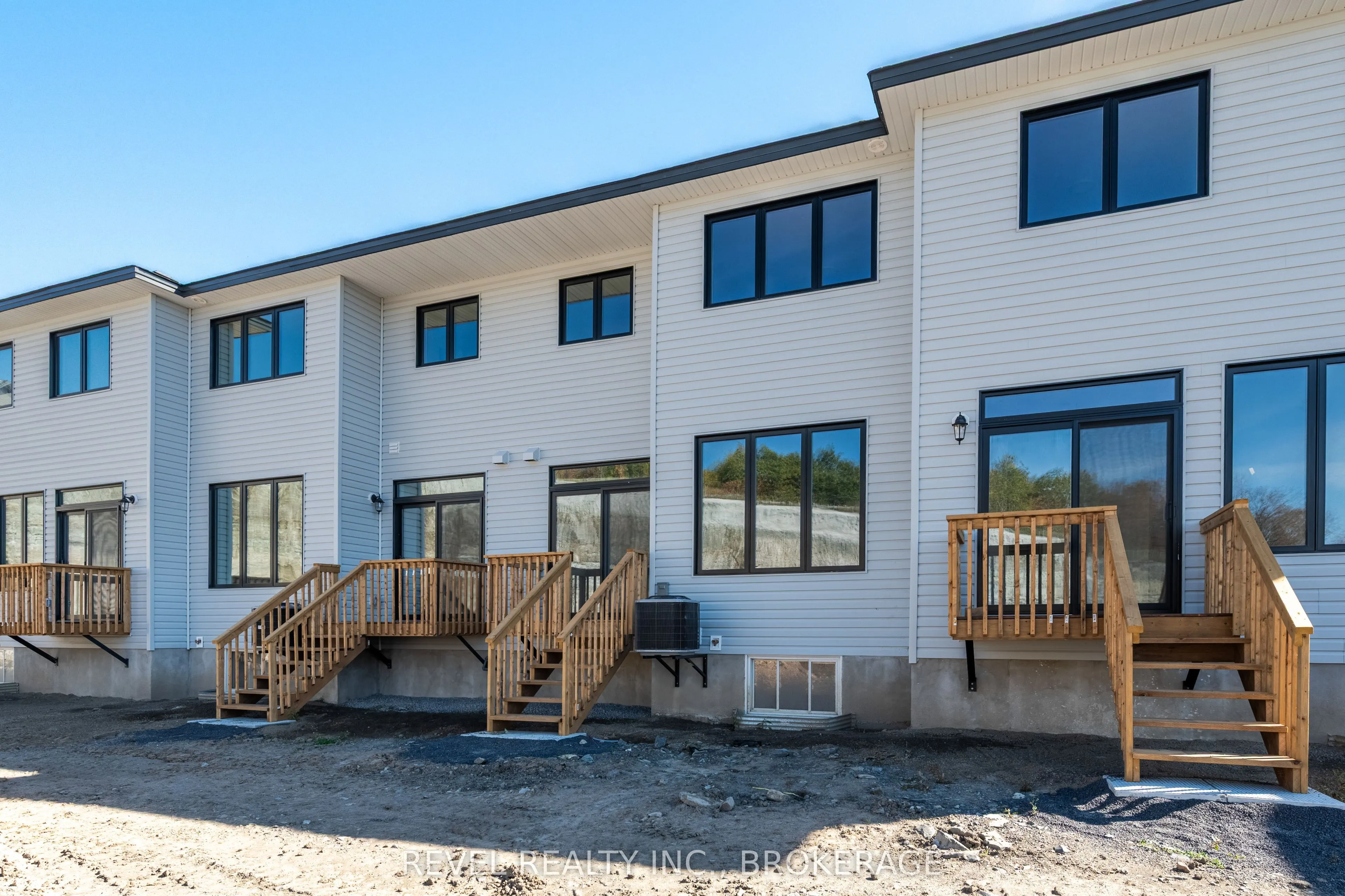 332 Dockside Drive