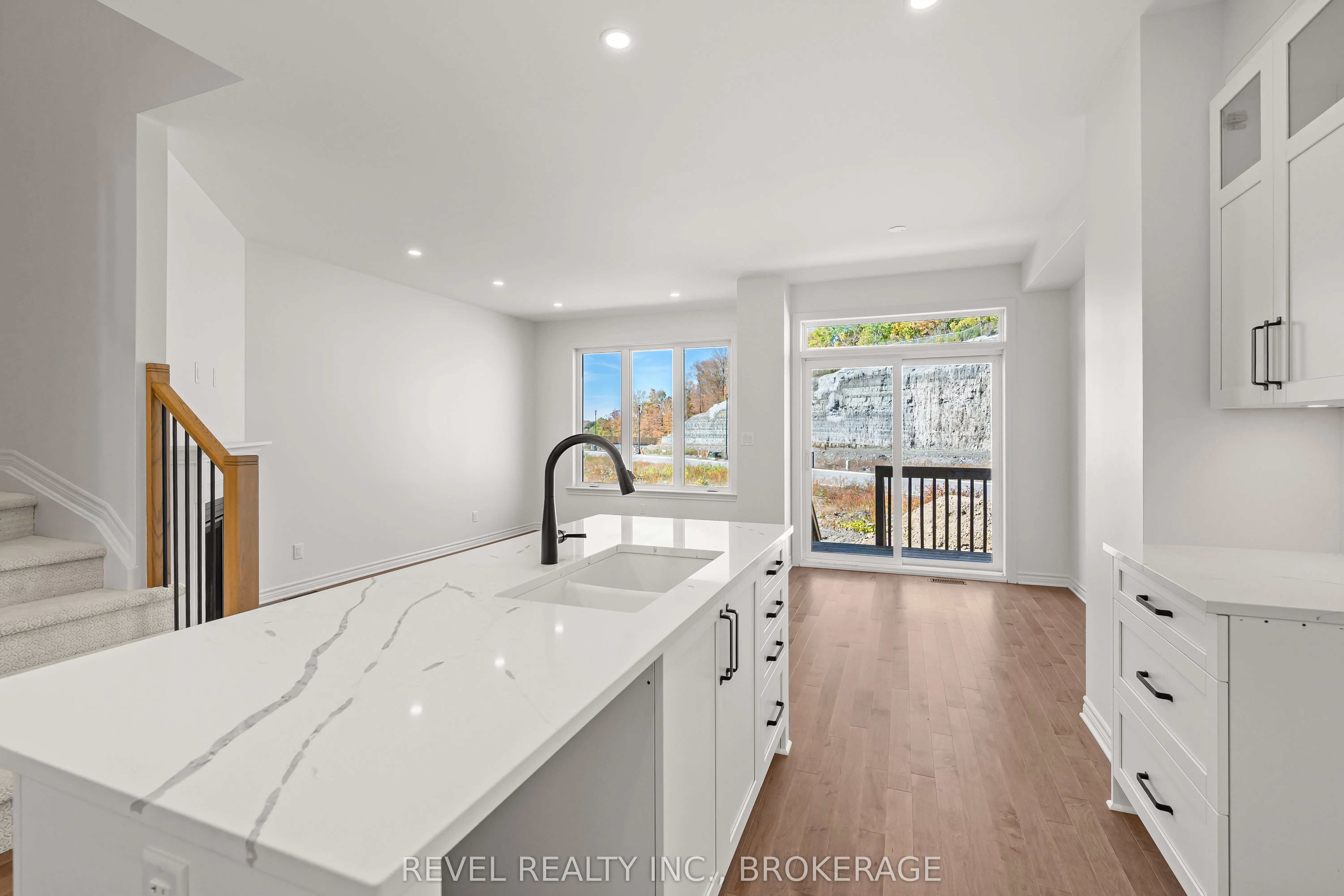 332 Dockside Drive