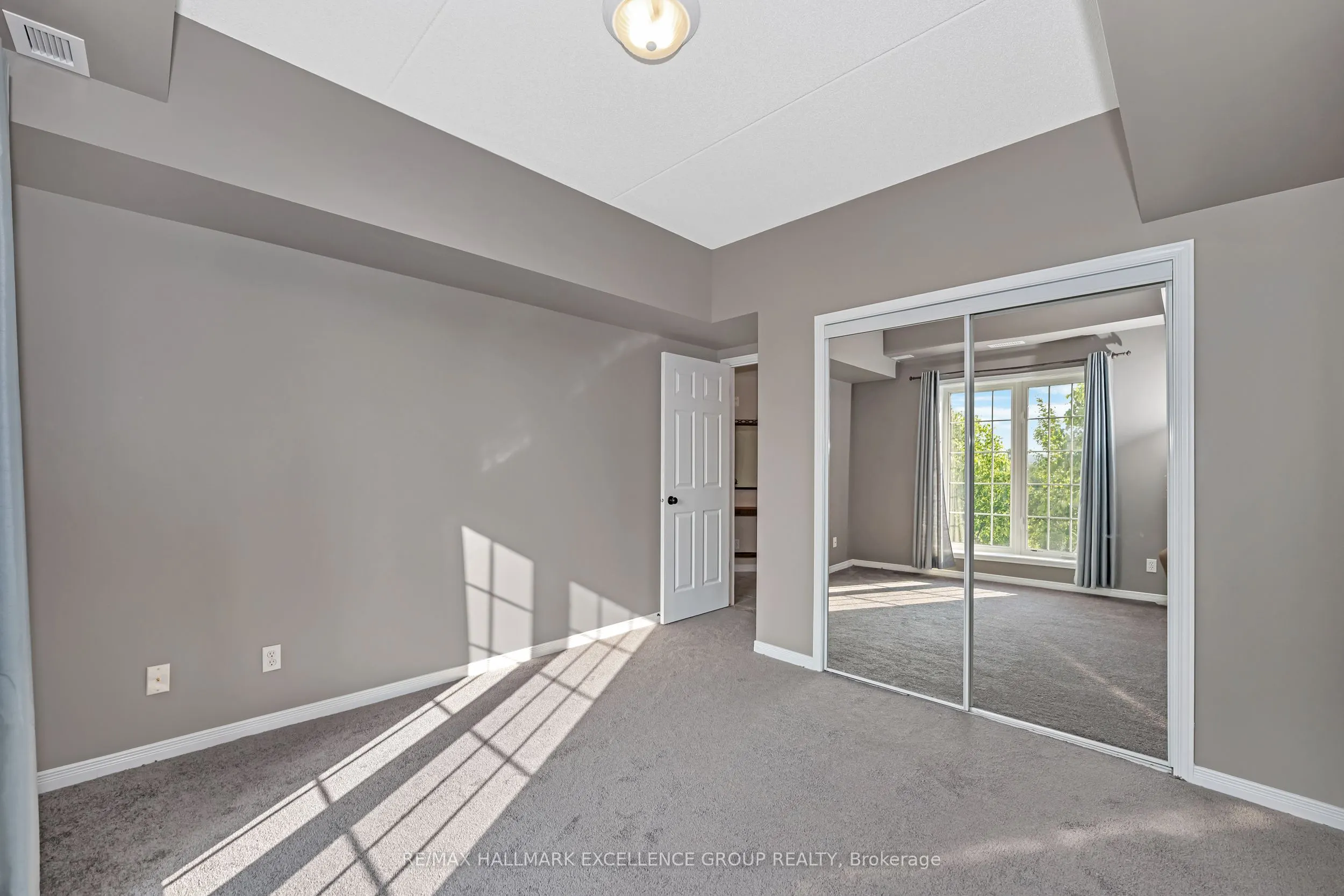 2360 Albert Street, #107