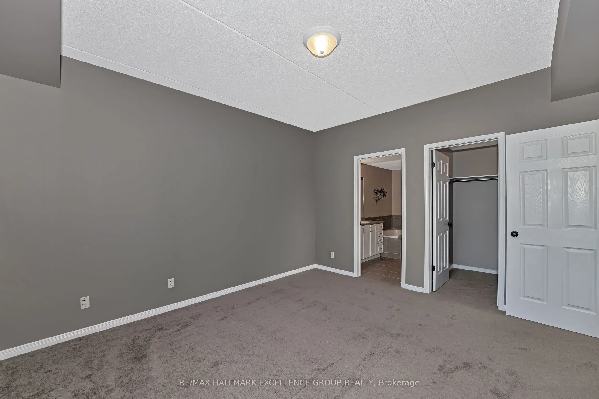 2360 Albert Street, #107