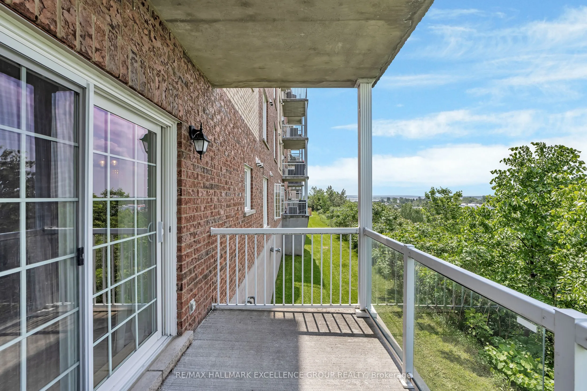 2360 Albert Street, #107