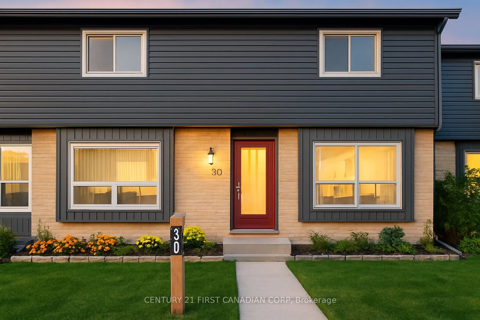 475 SANDRINGHAM Crescent Crescent, #30