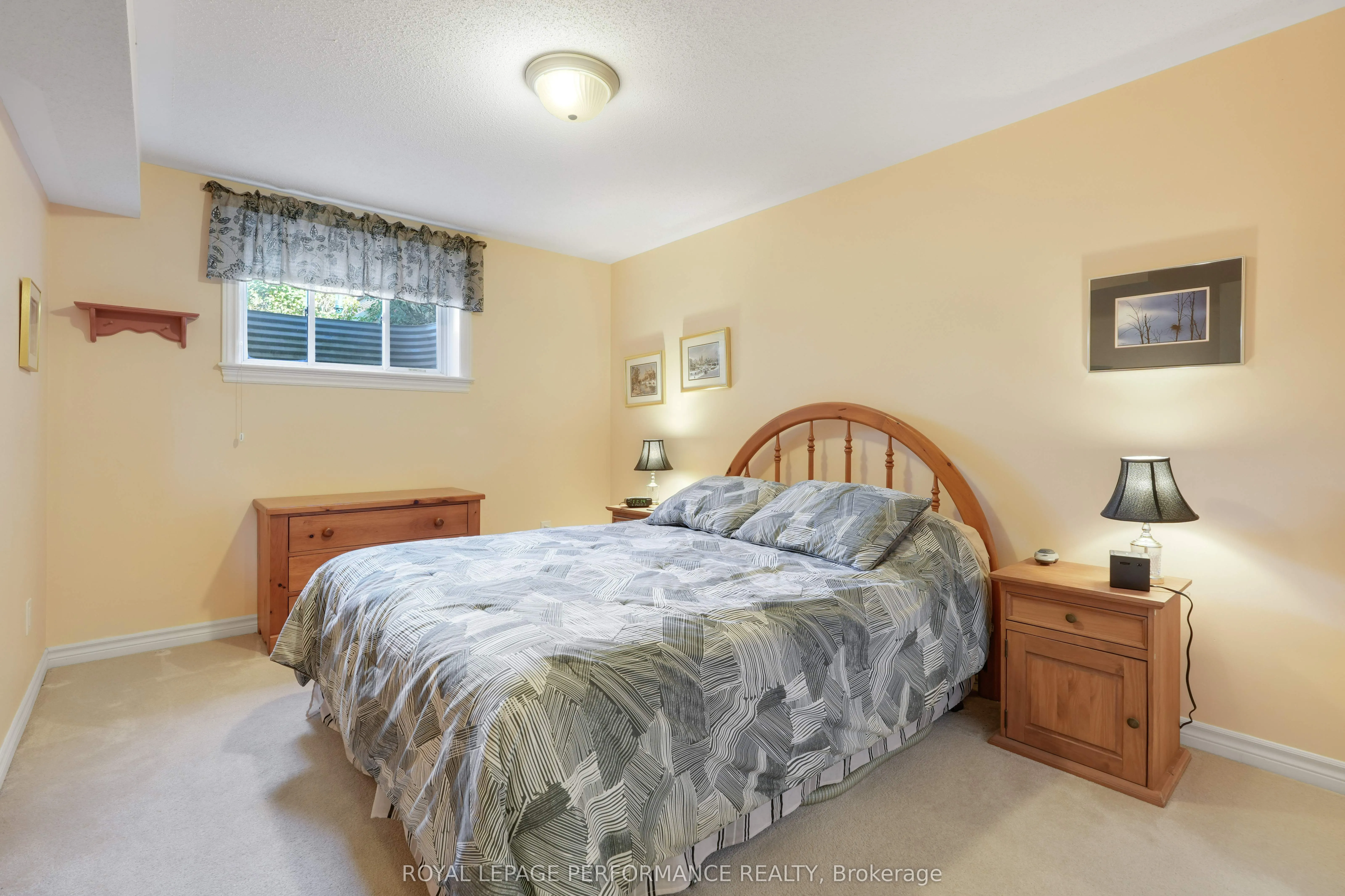 240 Bulrush Crescent