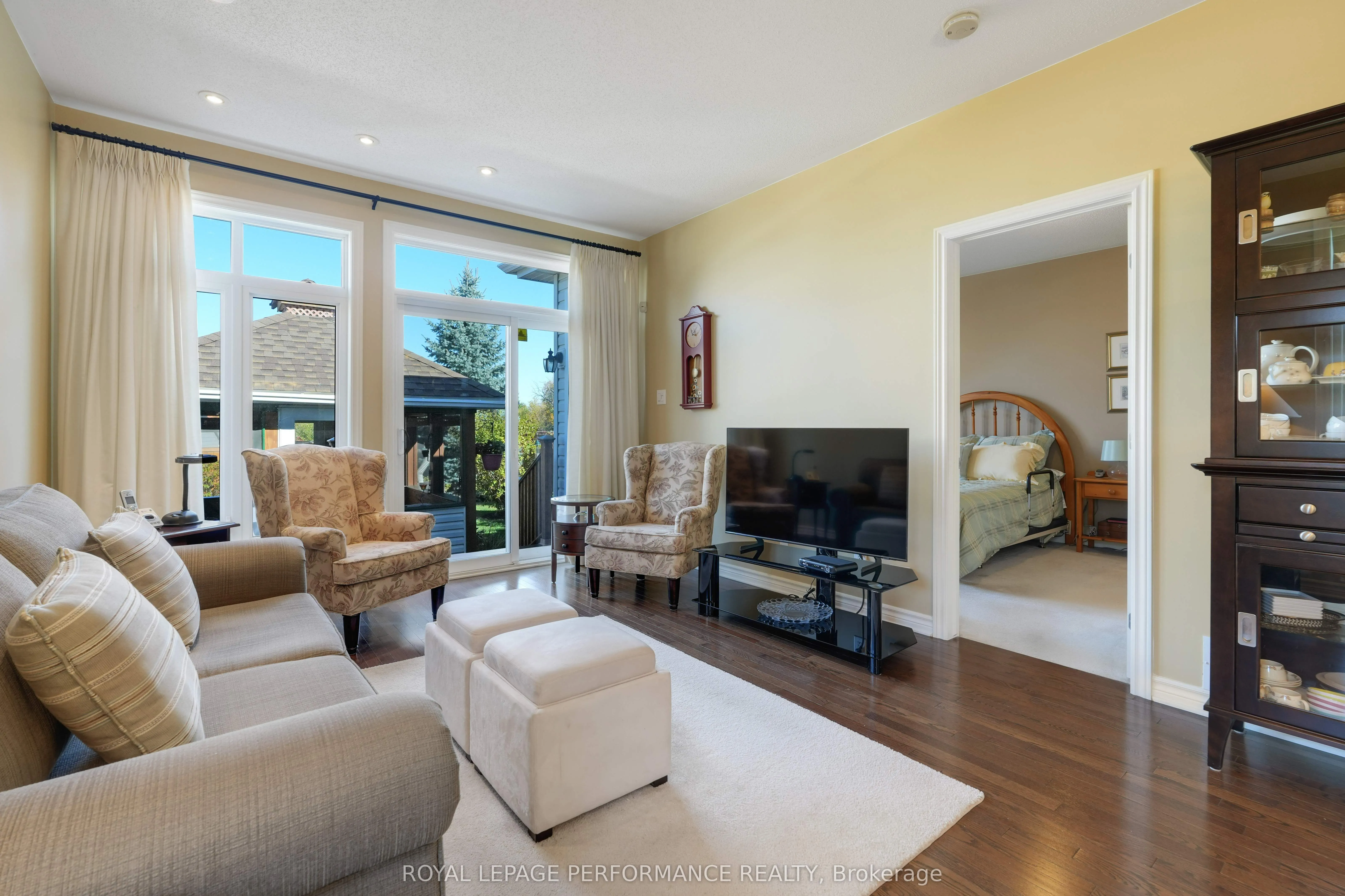 240 Bulrush Crescent