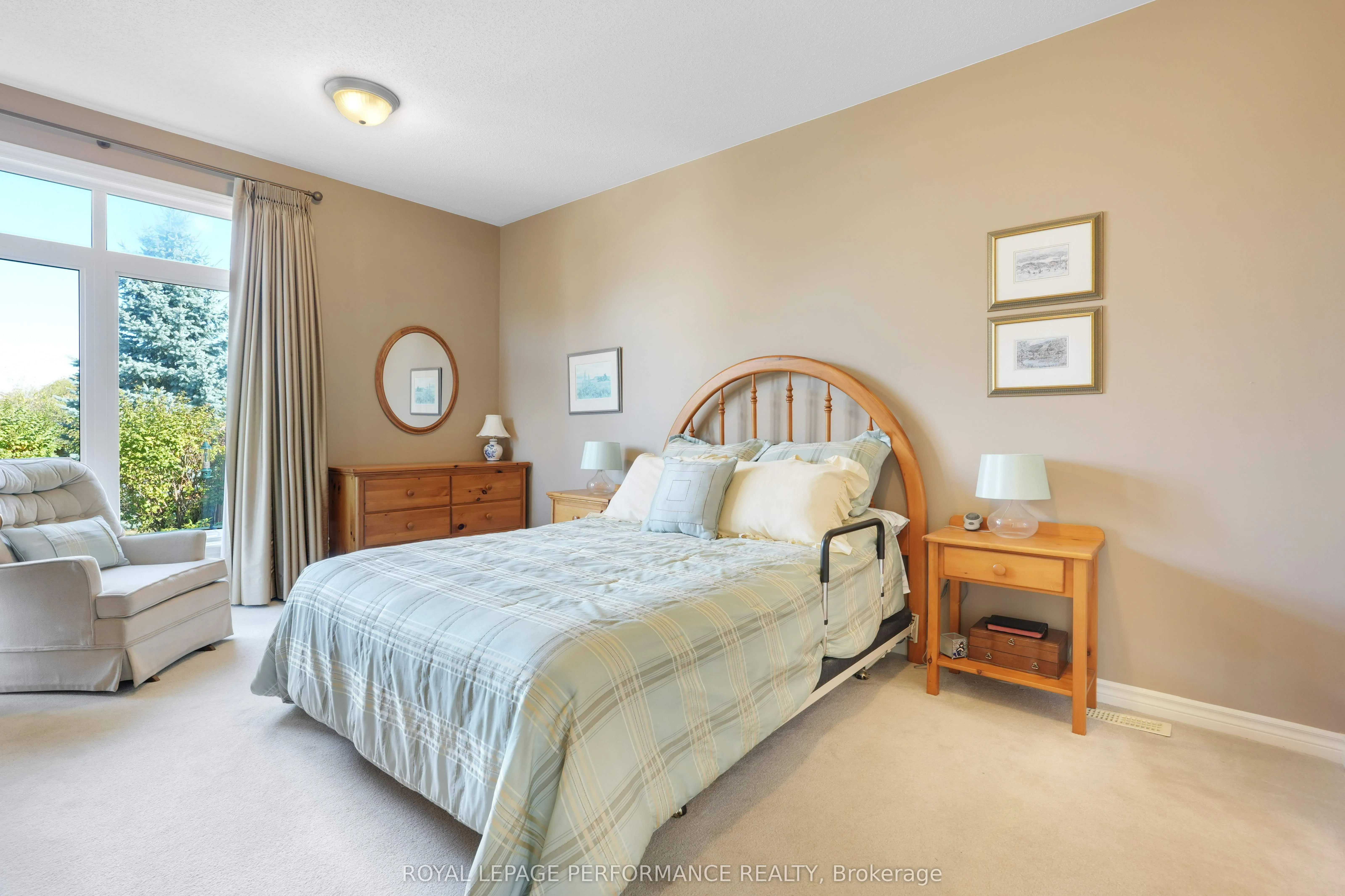 240 Bulrush Crescent