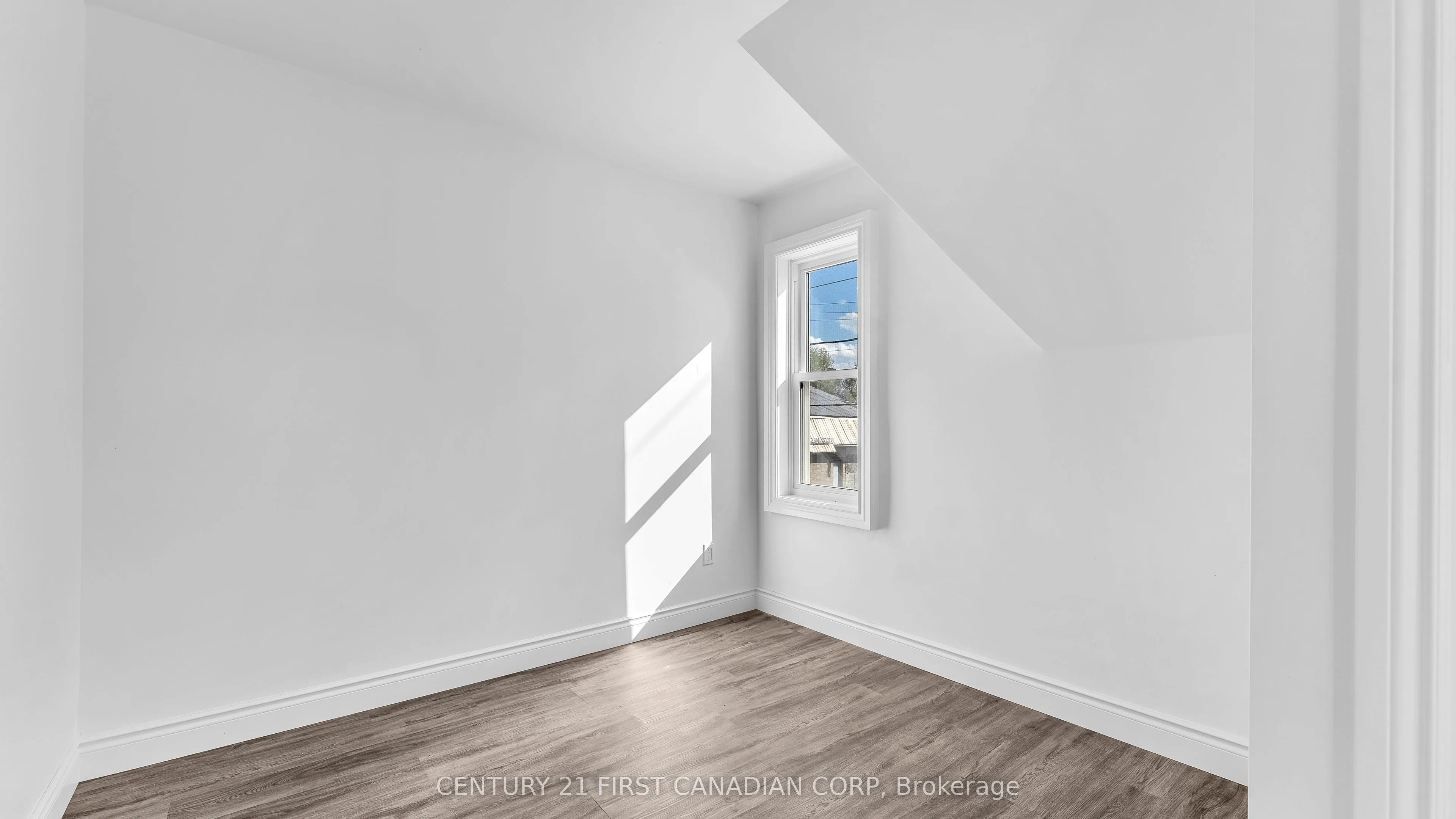 2583 Kelly Road