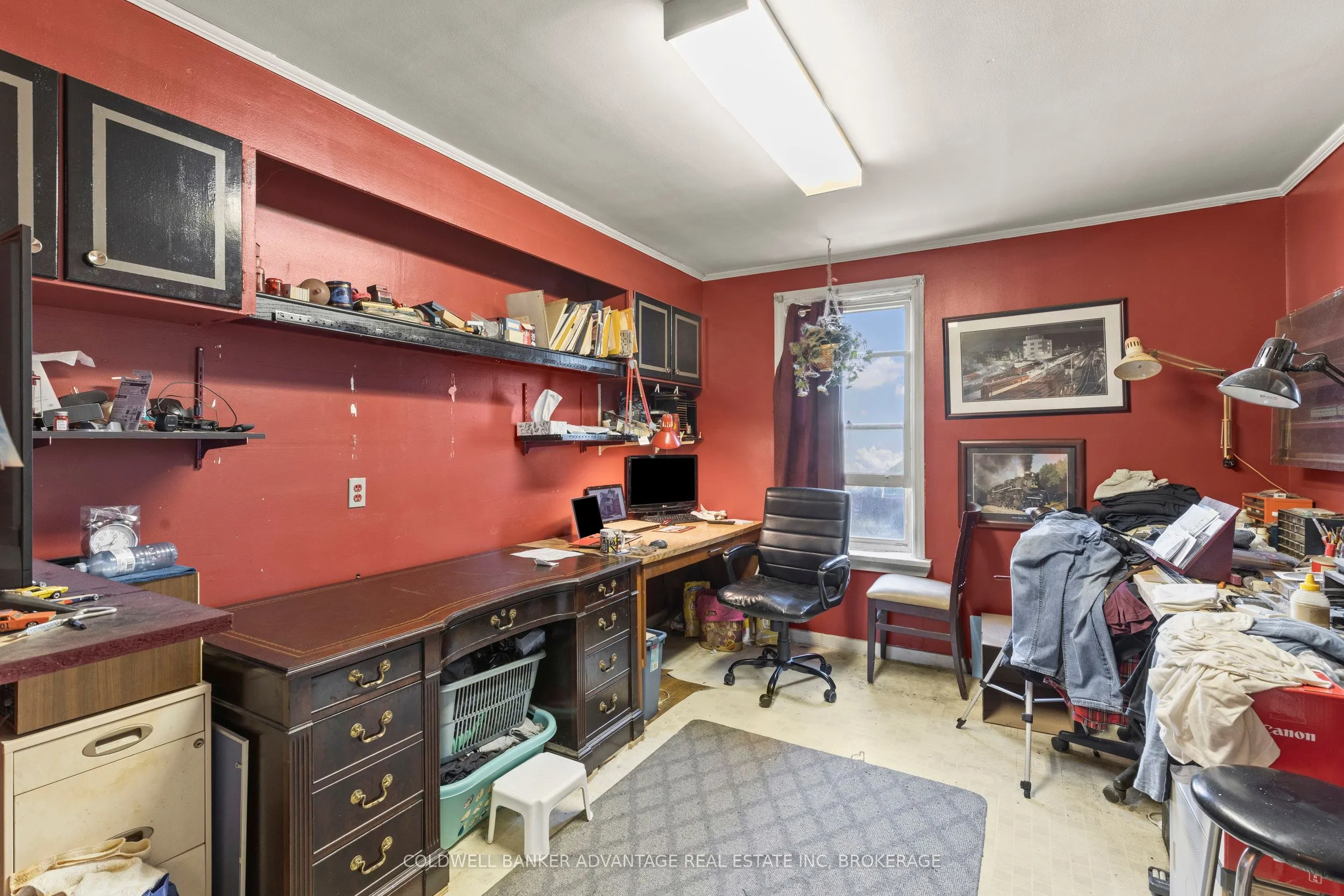 105 MAPLE Avenue