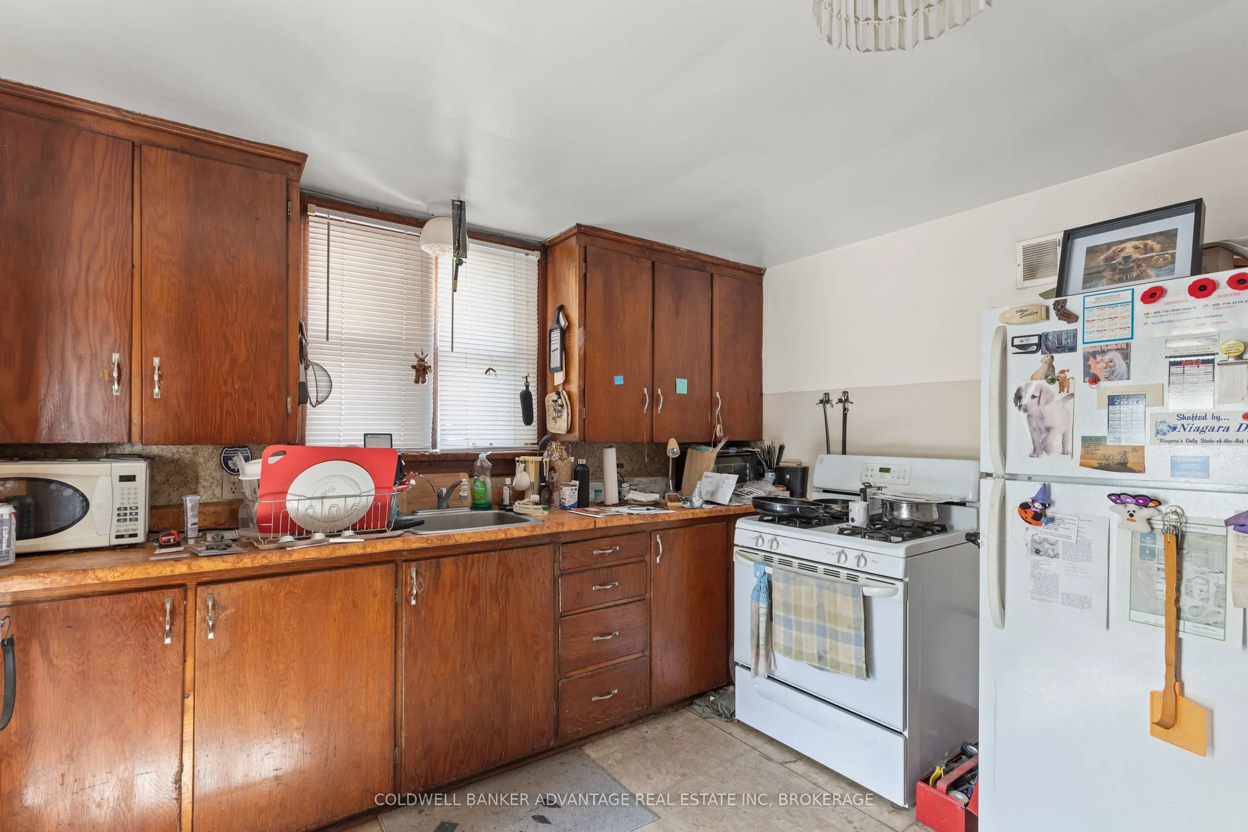 105 MAPLE Avenue