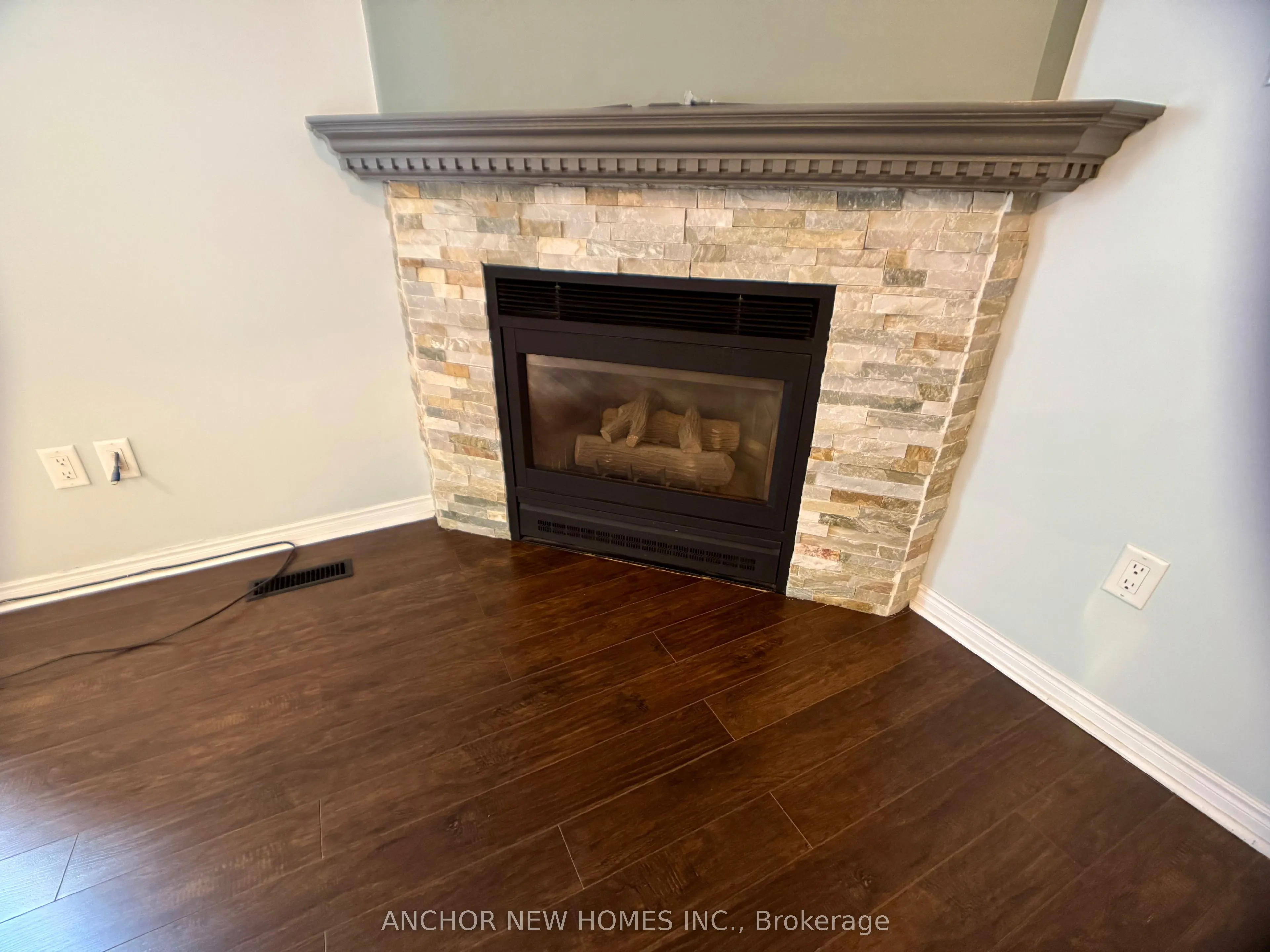 1990 WAVELL Street, #72