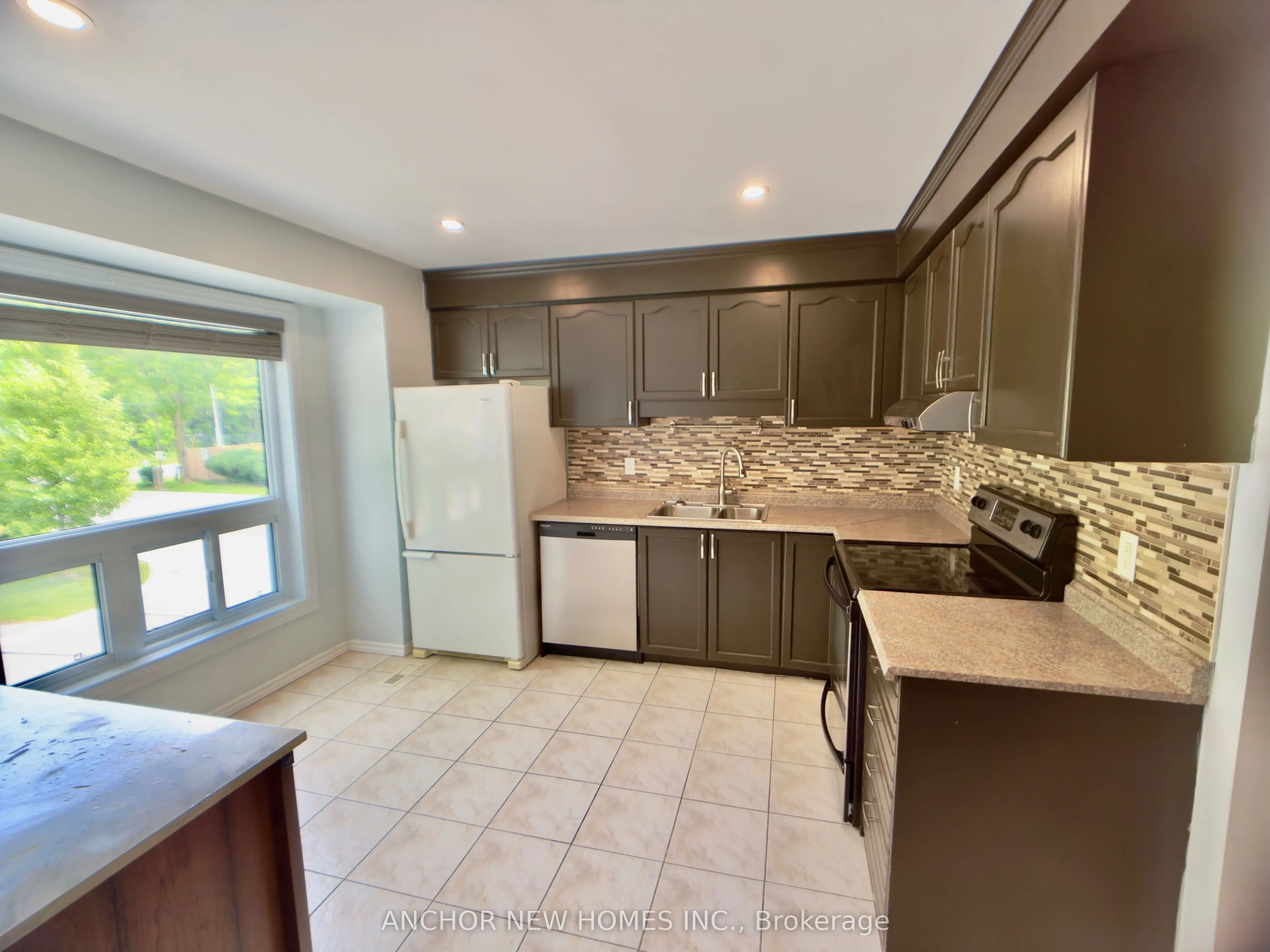 1990 WAVELL Street, #72