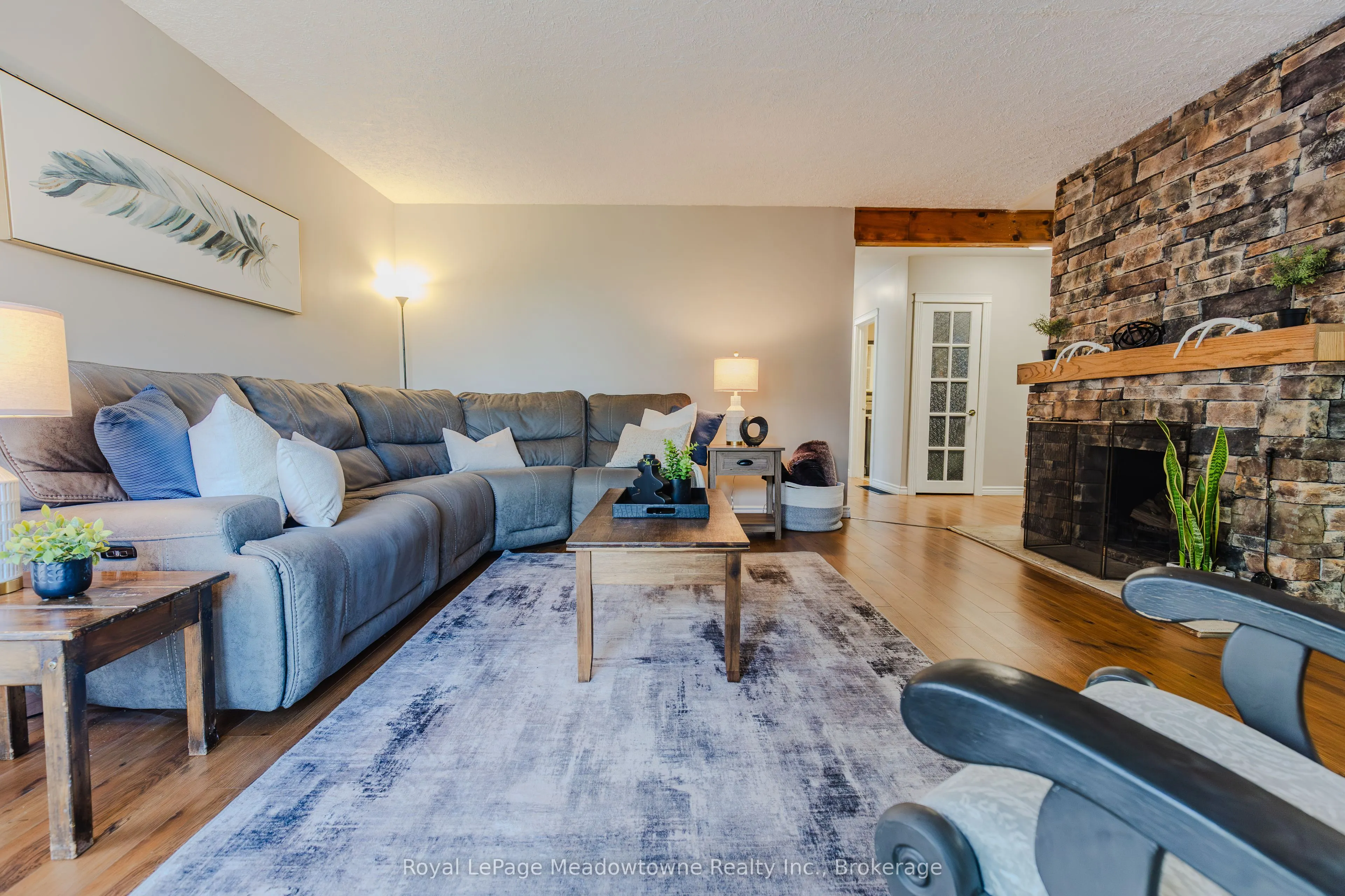 2632 Lakefield Road