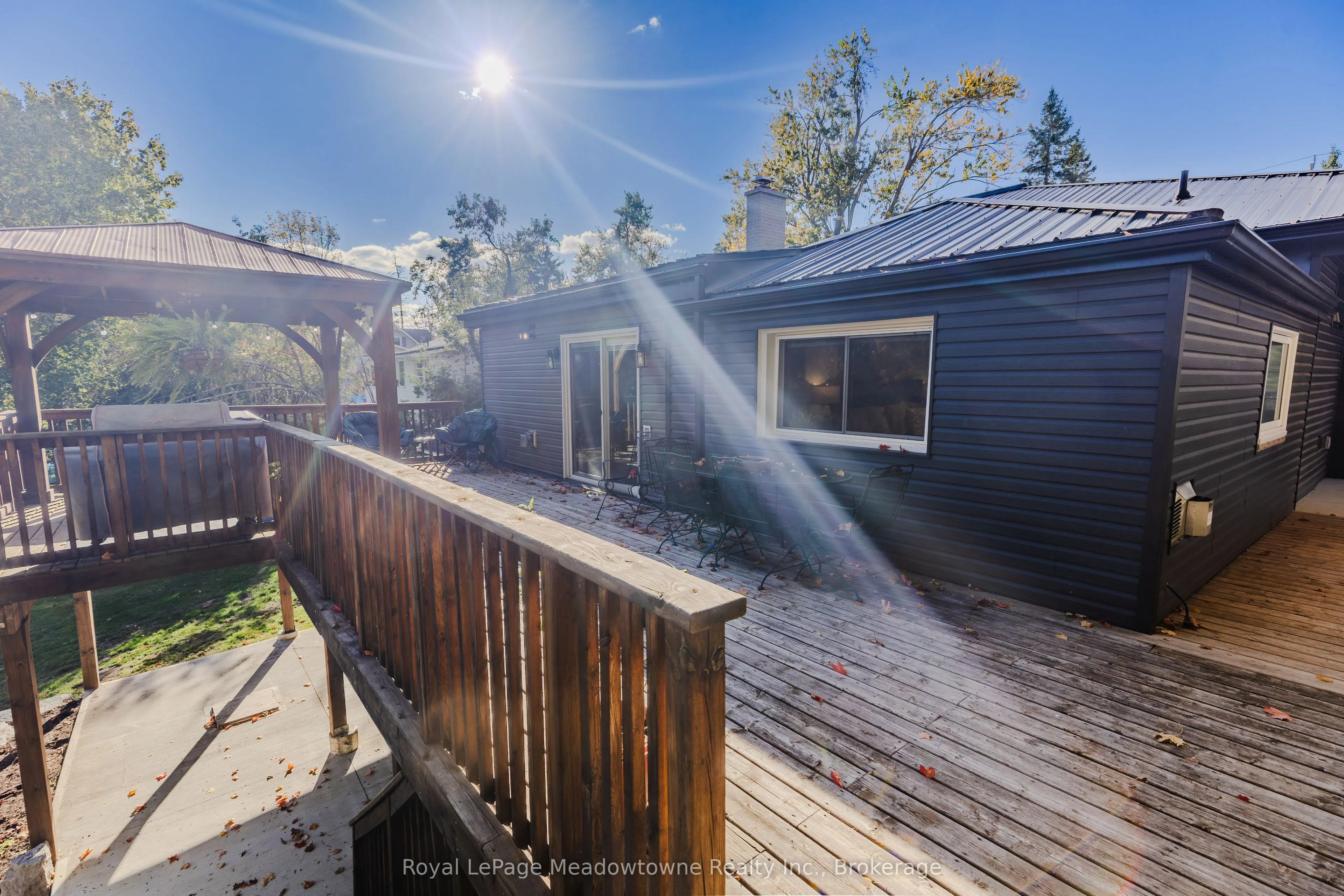 2632 Lakefield Road