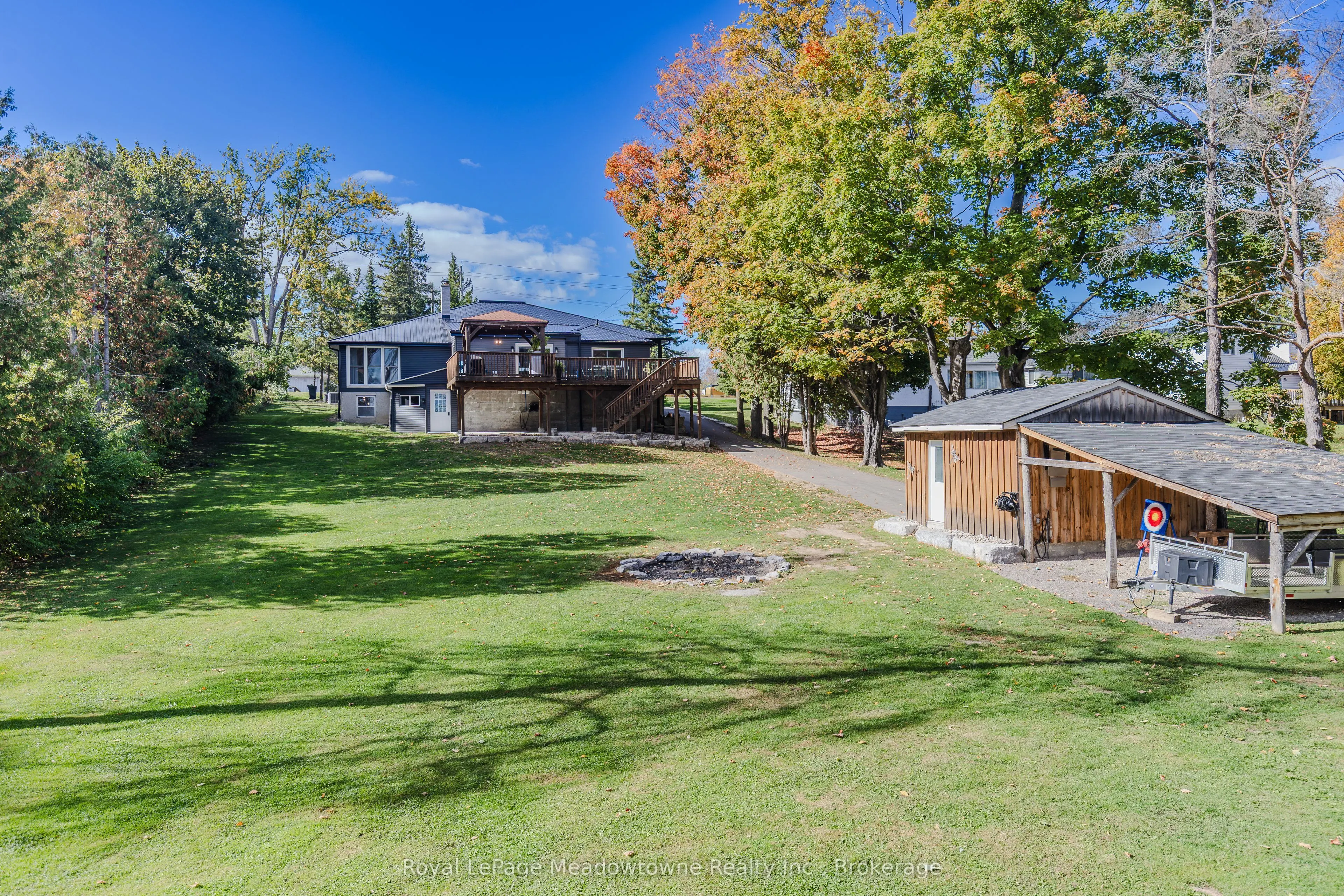 2632 Lakefield Road