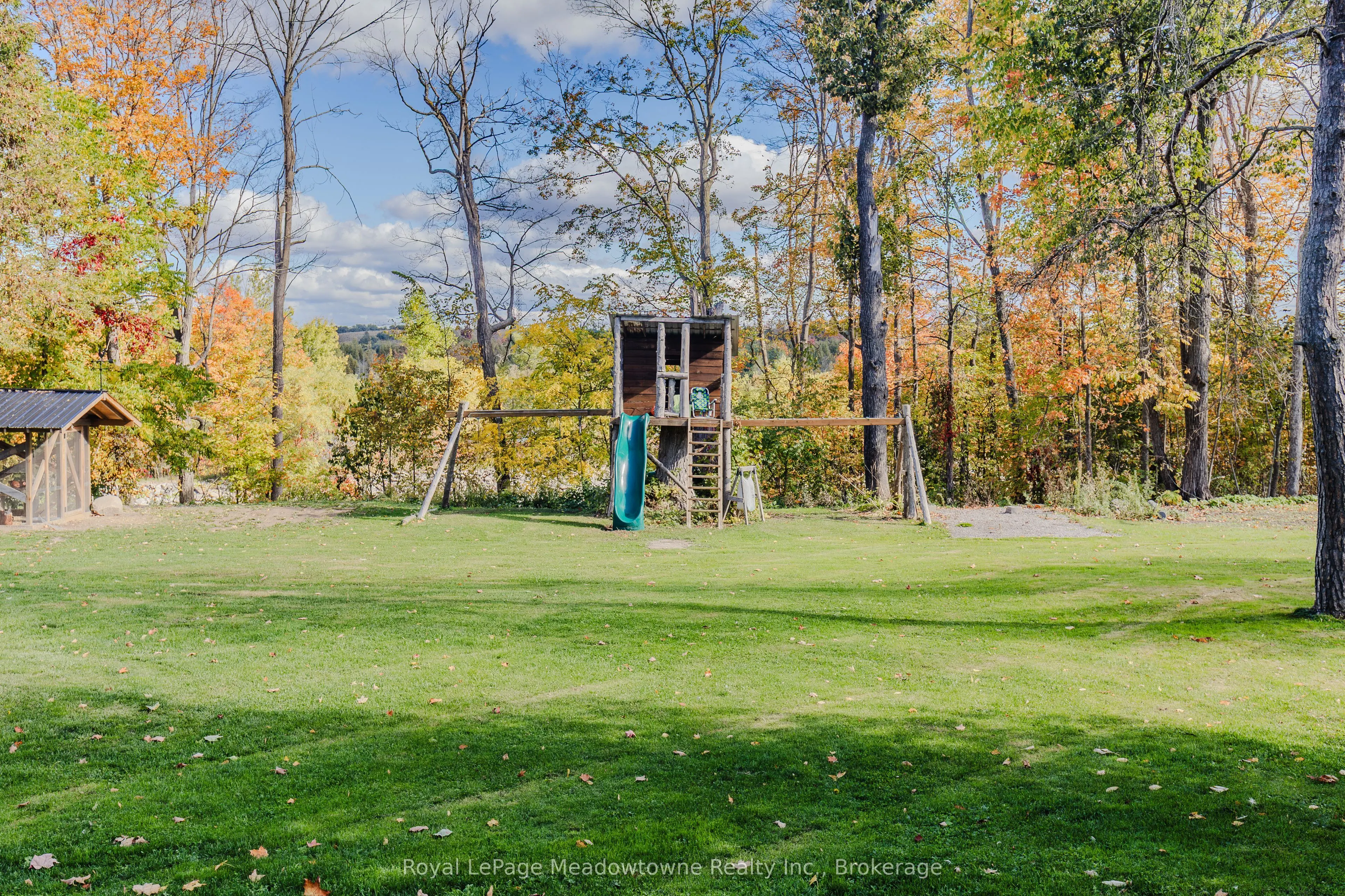 2632 Lakefield Road
