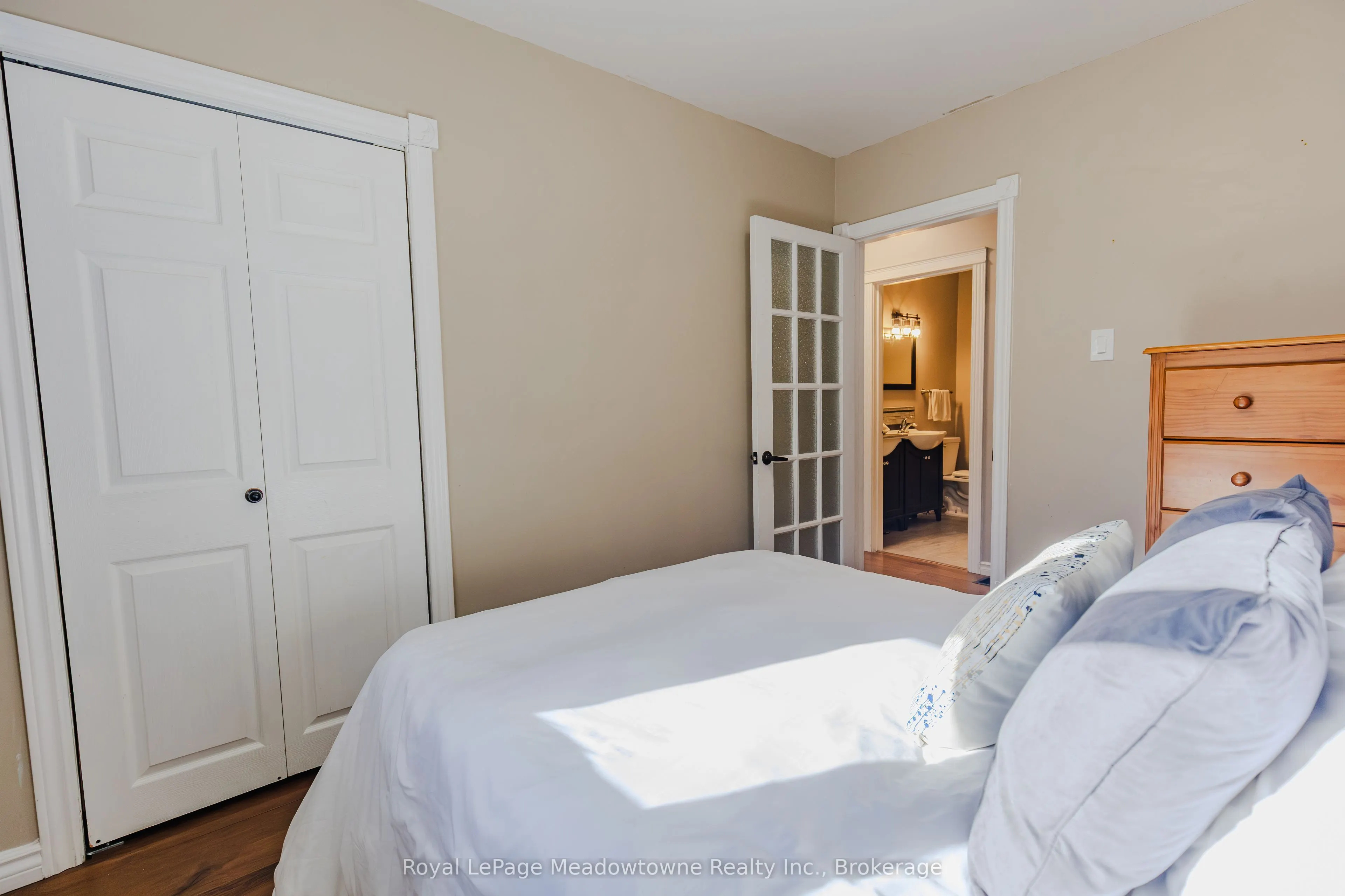 2632 Lakefield Road