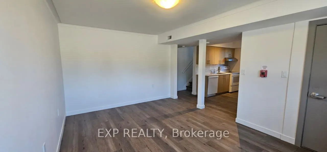 216 Mcarthur Avenue, #01