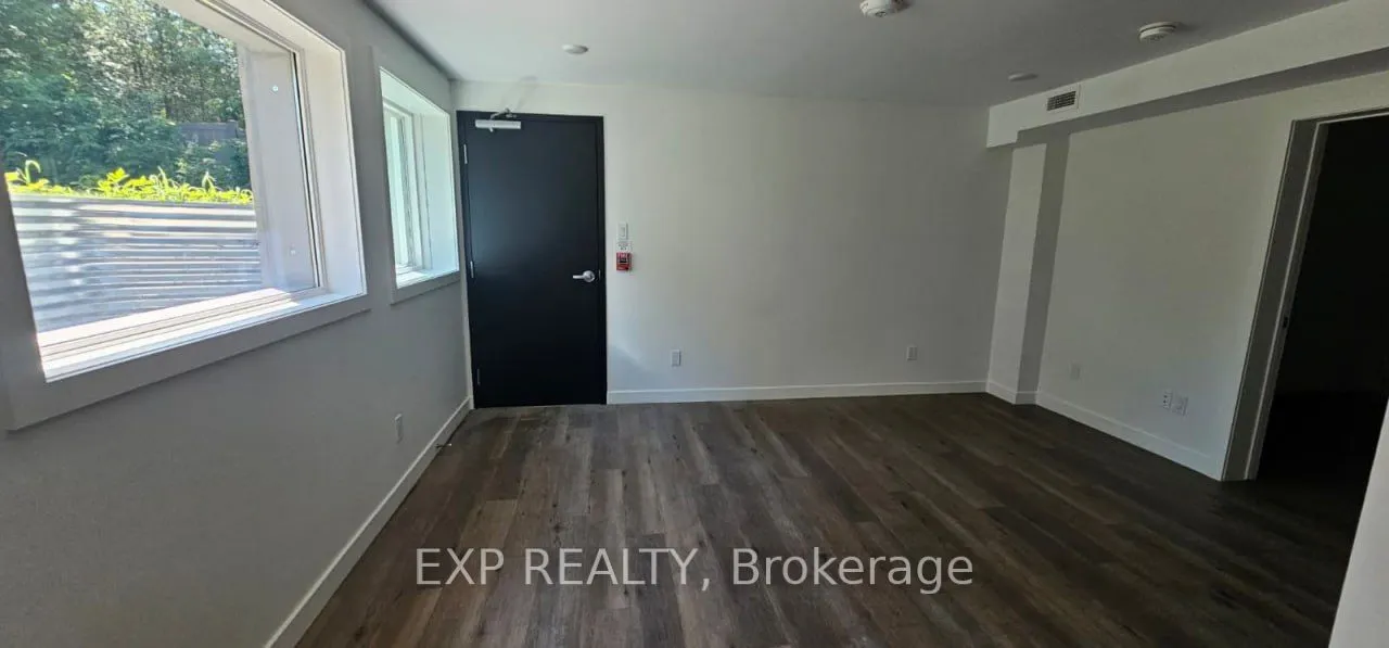 216 Mcarthur Avenue, #02