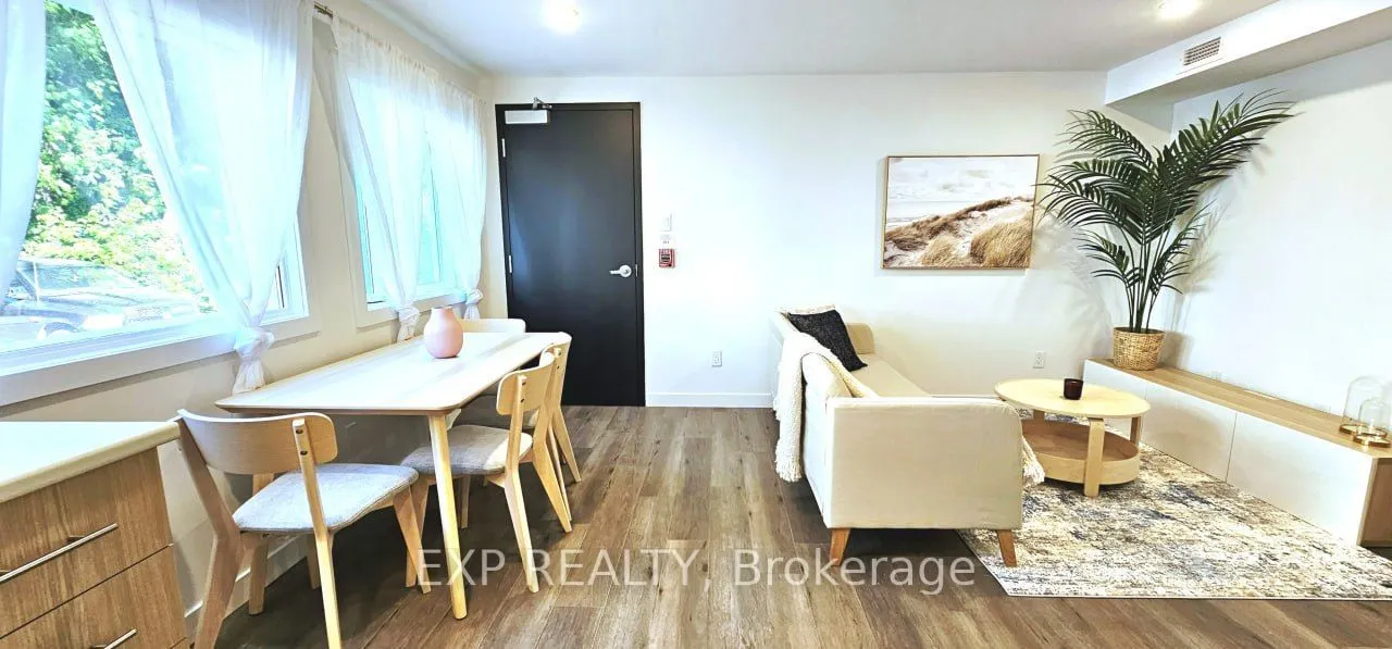 216 Mcarthur Avenue, #102
