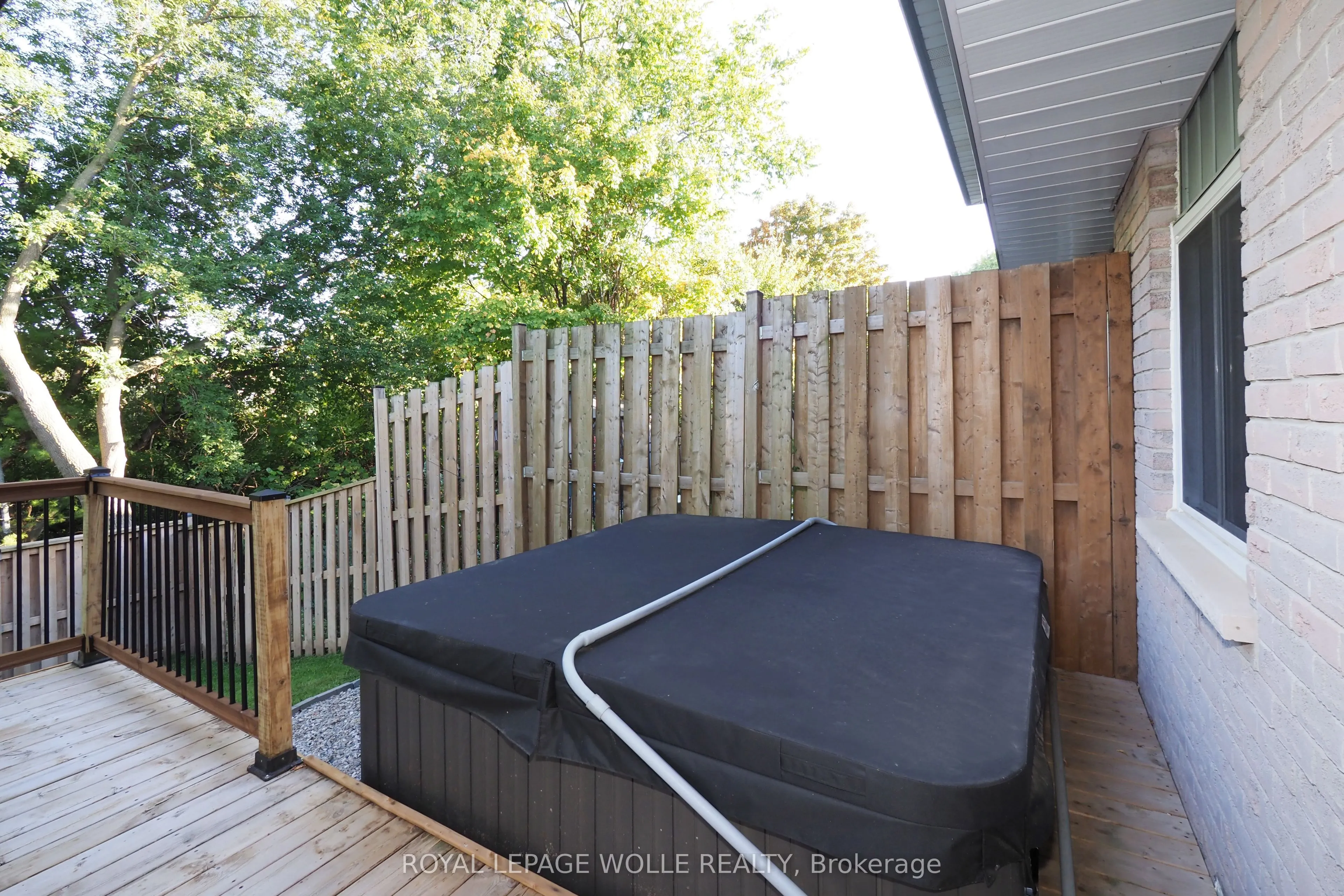 7 Caprice Court