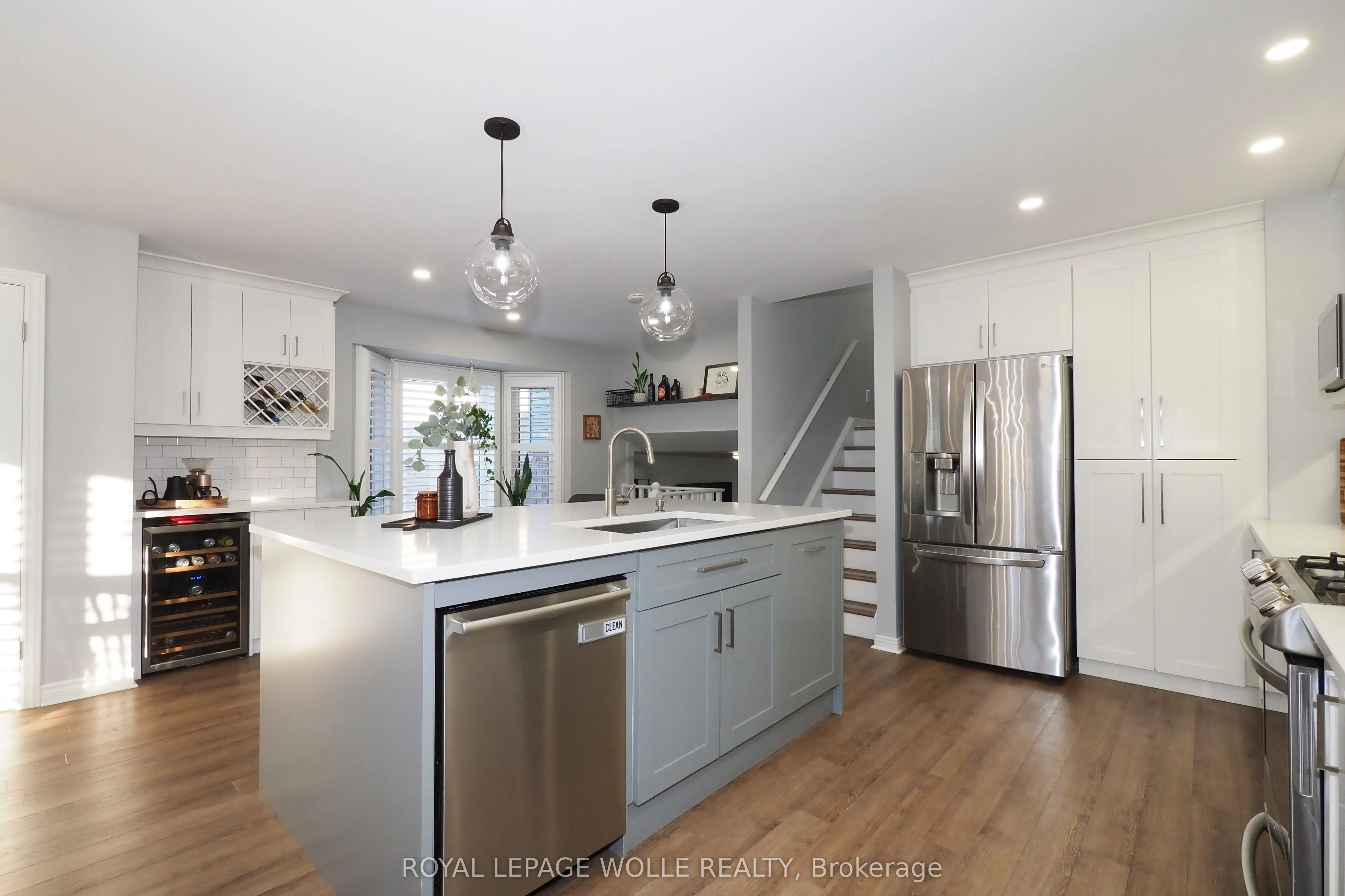 7 Caprice Court