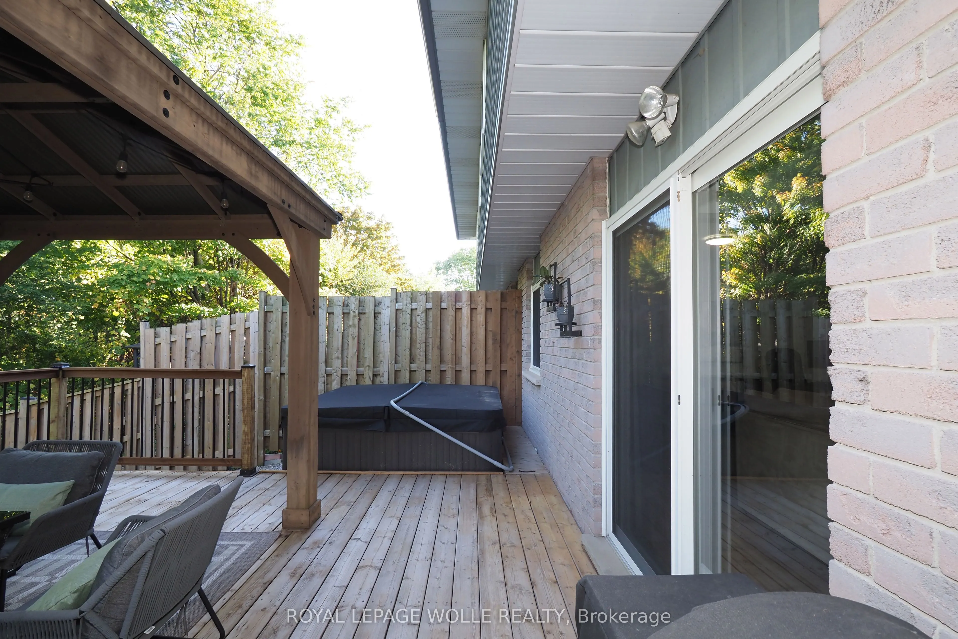 7 Caprice Court