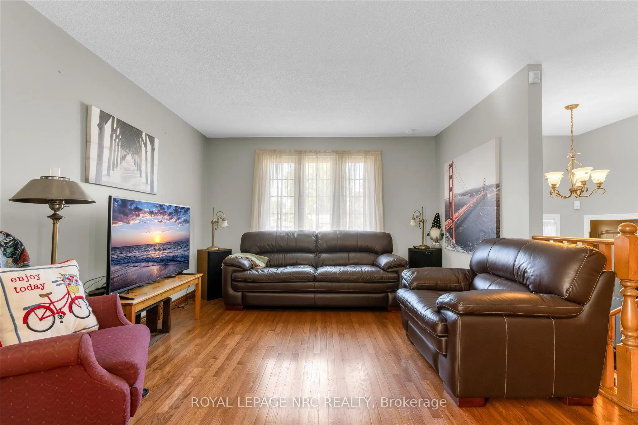 7820 Oriole Drive