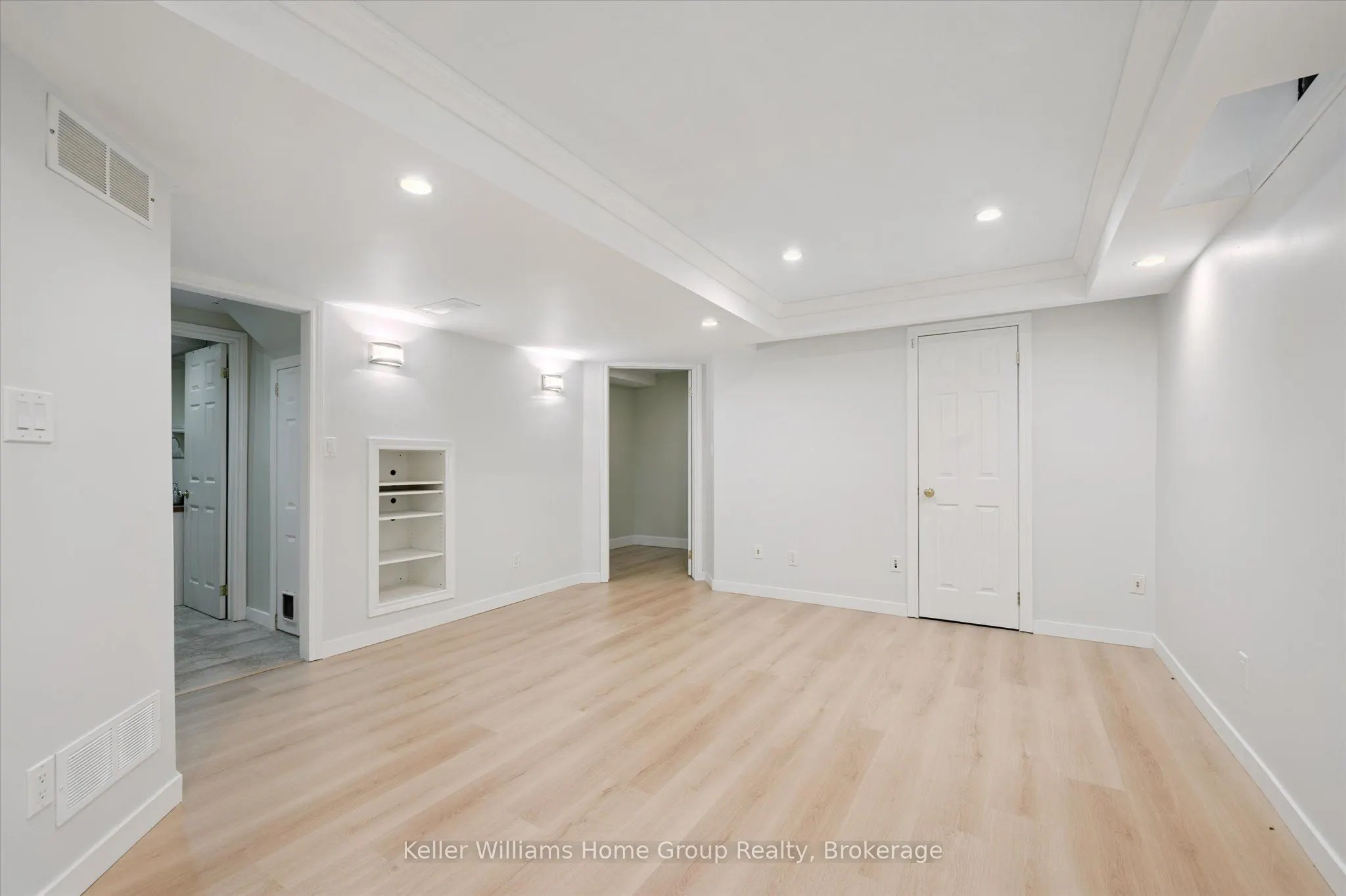 765 Woodhill Drive