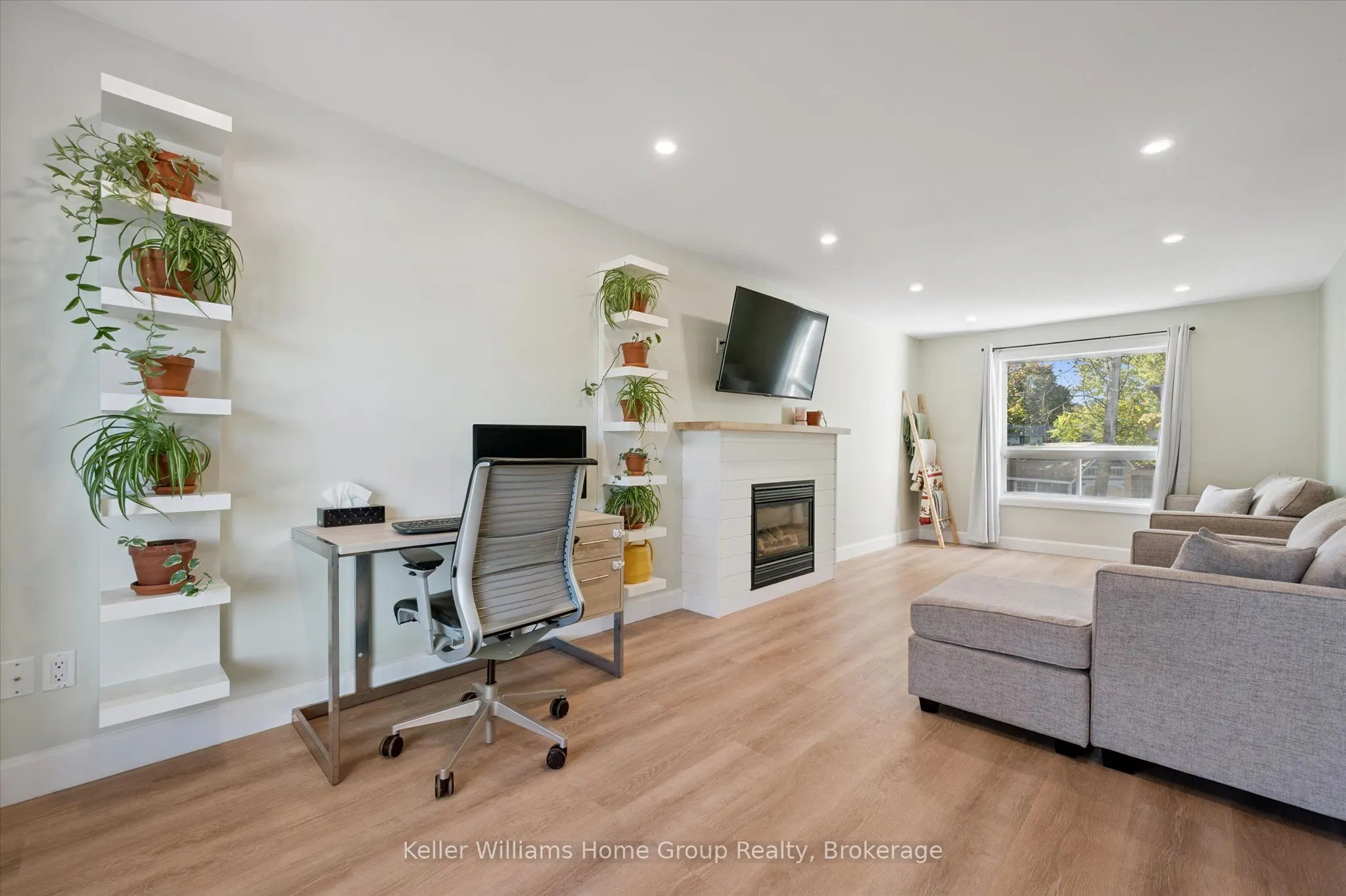 765 Woodhill Drive