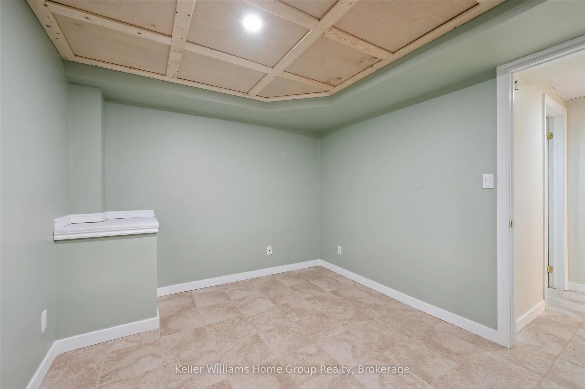 765 Woodhill Drive