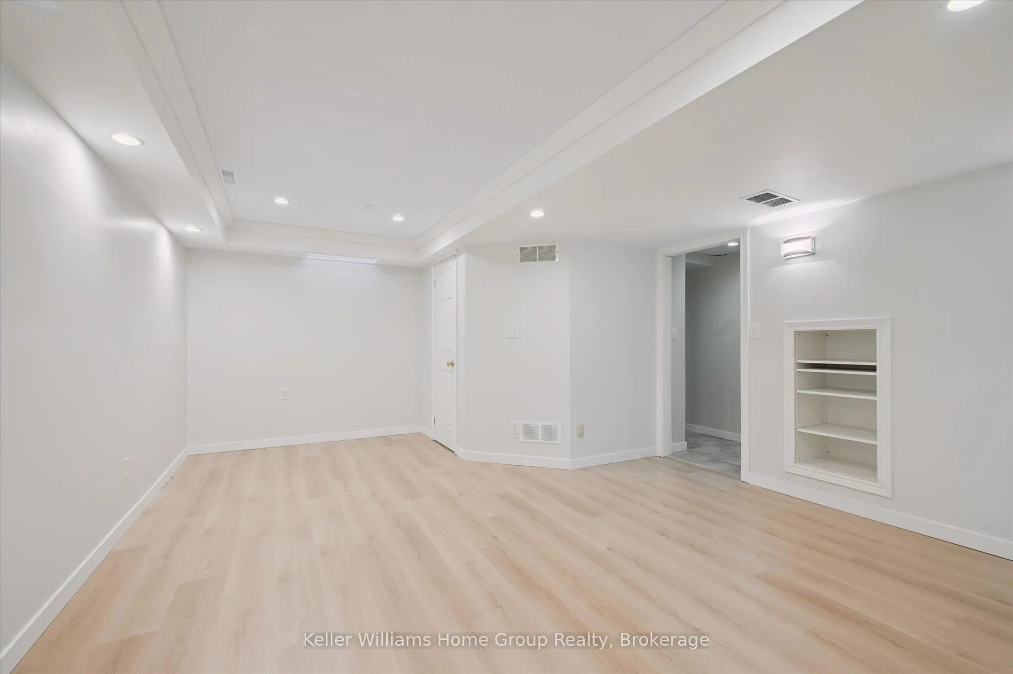 765 Woodhill Drive