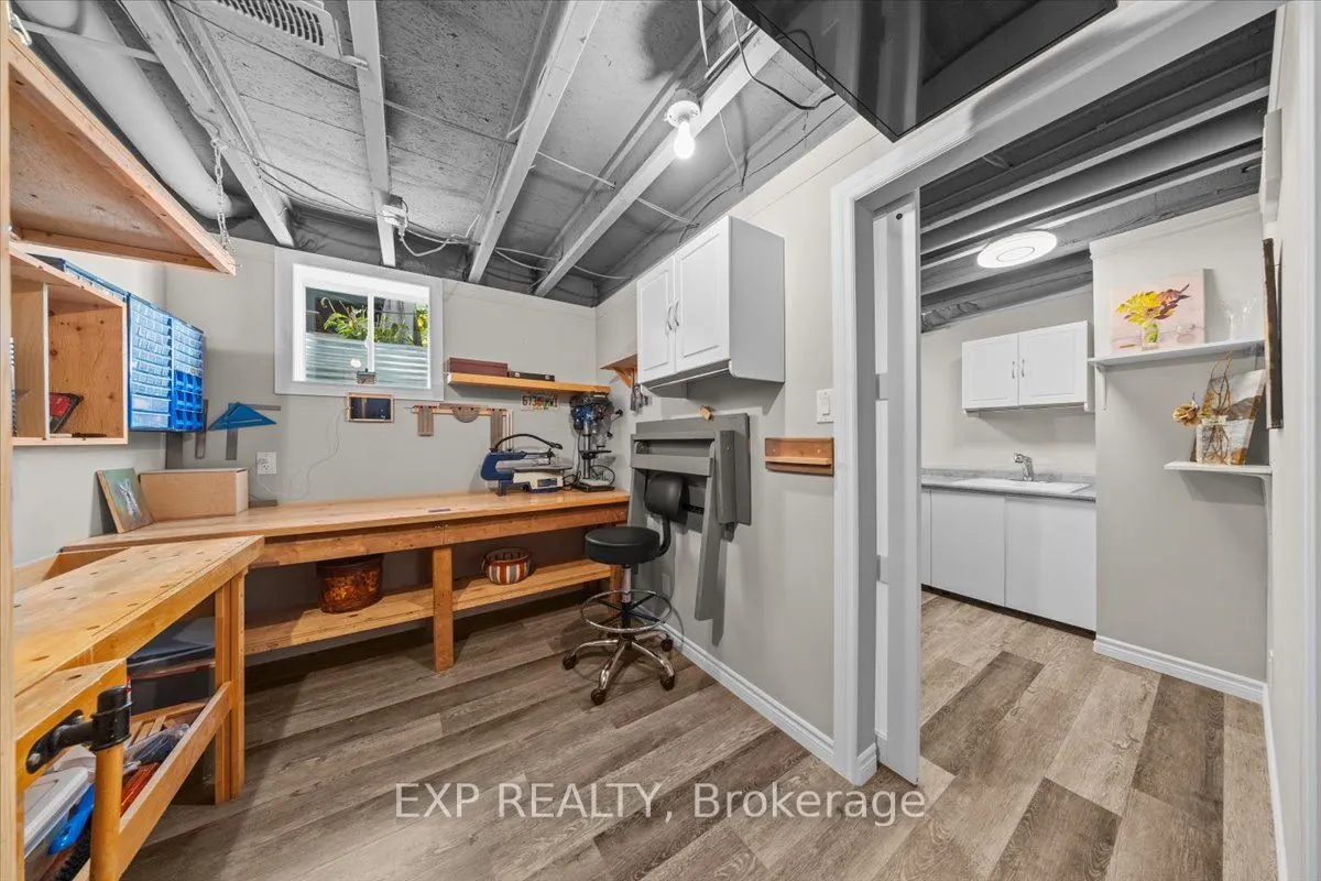 33 Solaris Drive