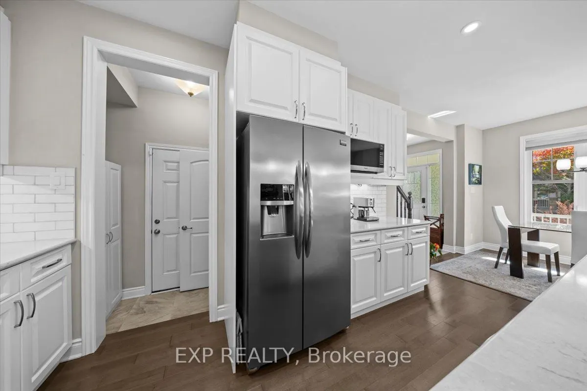 33 Solaris Drive