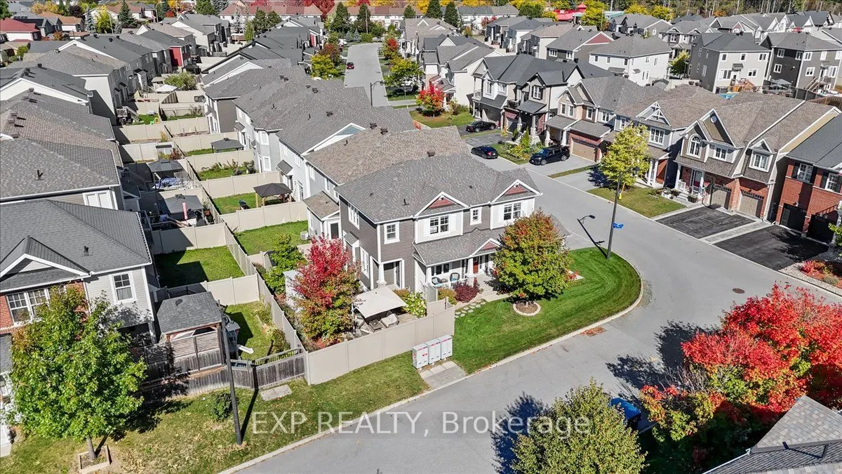 33 Solaris Drive